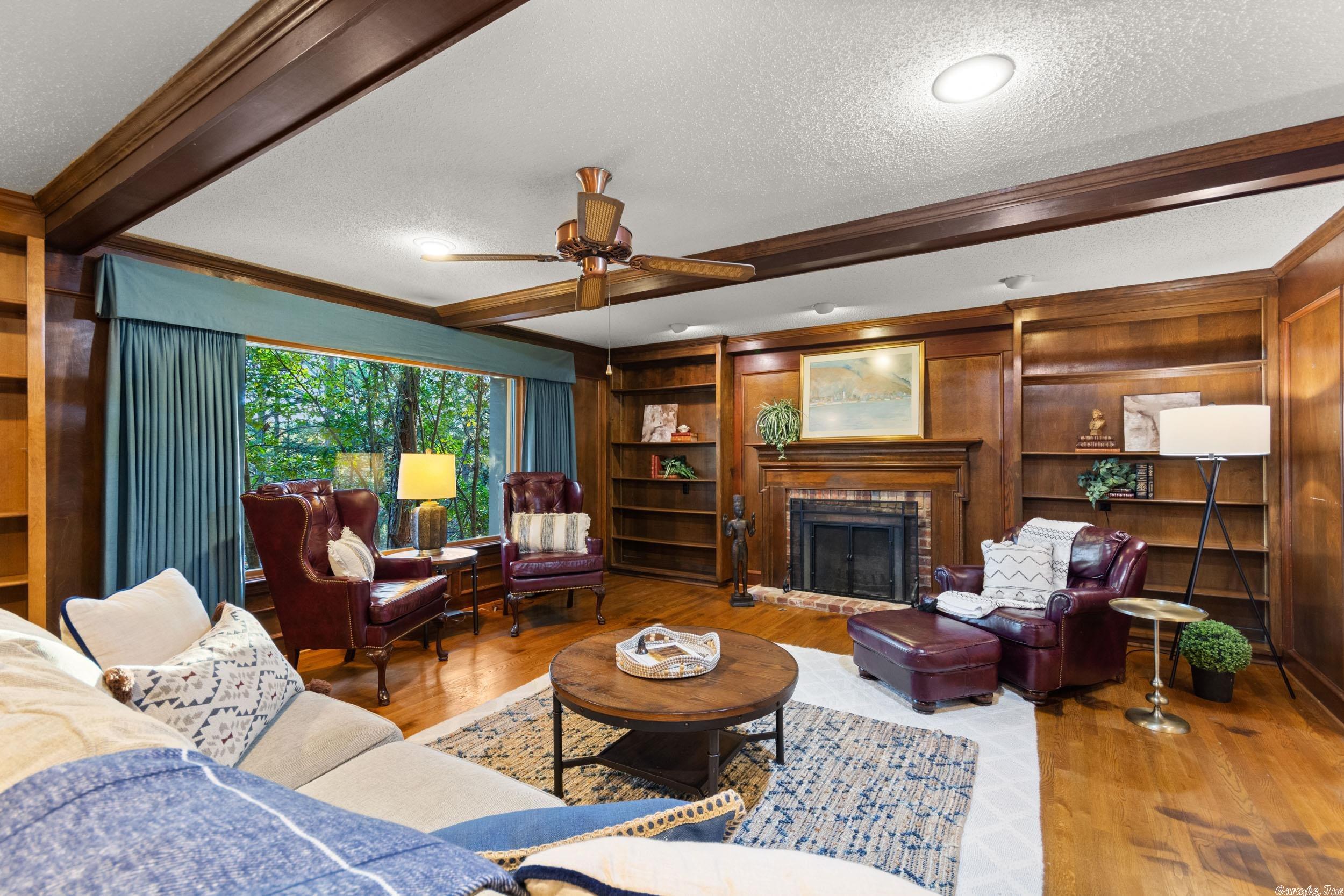 PLEASANT VALLEY - Residential