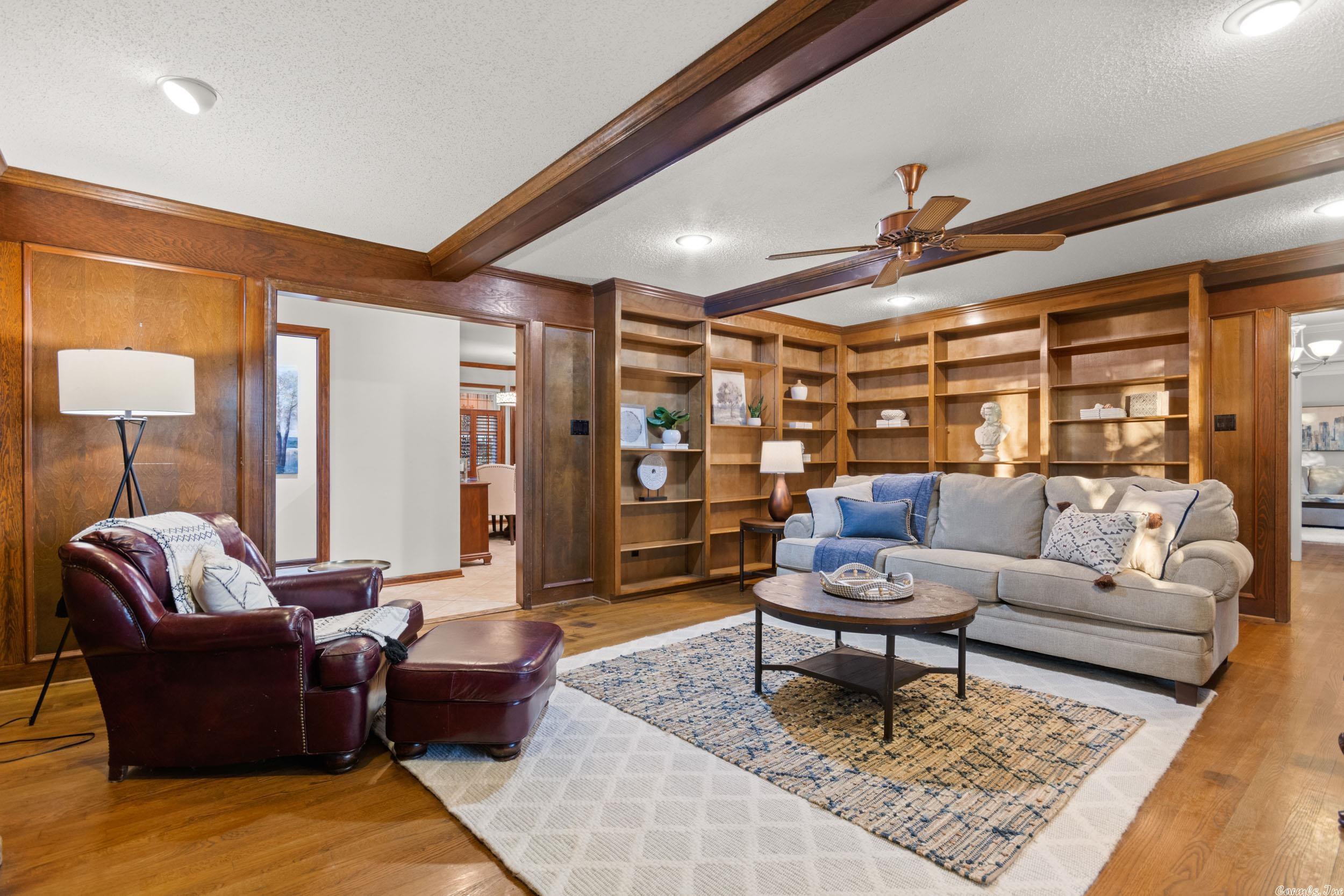 PLEASANT VALLEY - Residential