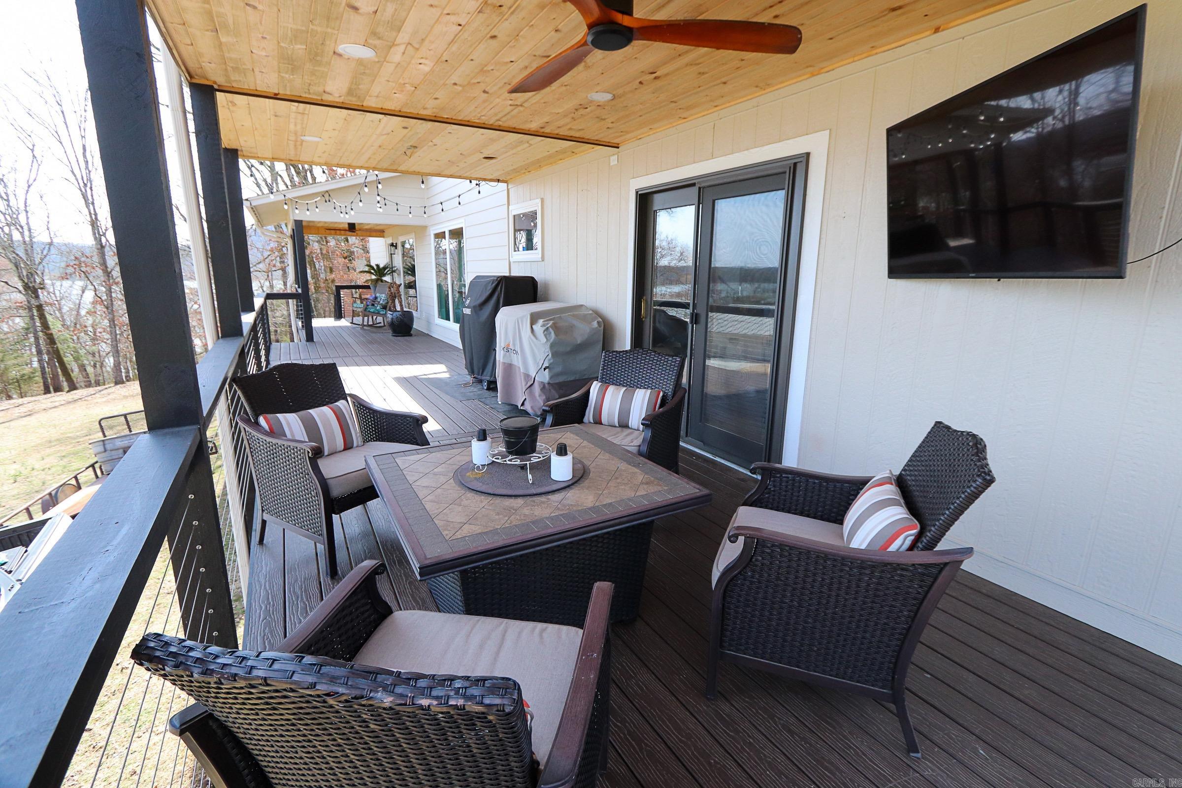 DRIFTWOOD SHORES ESTATES - Residential