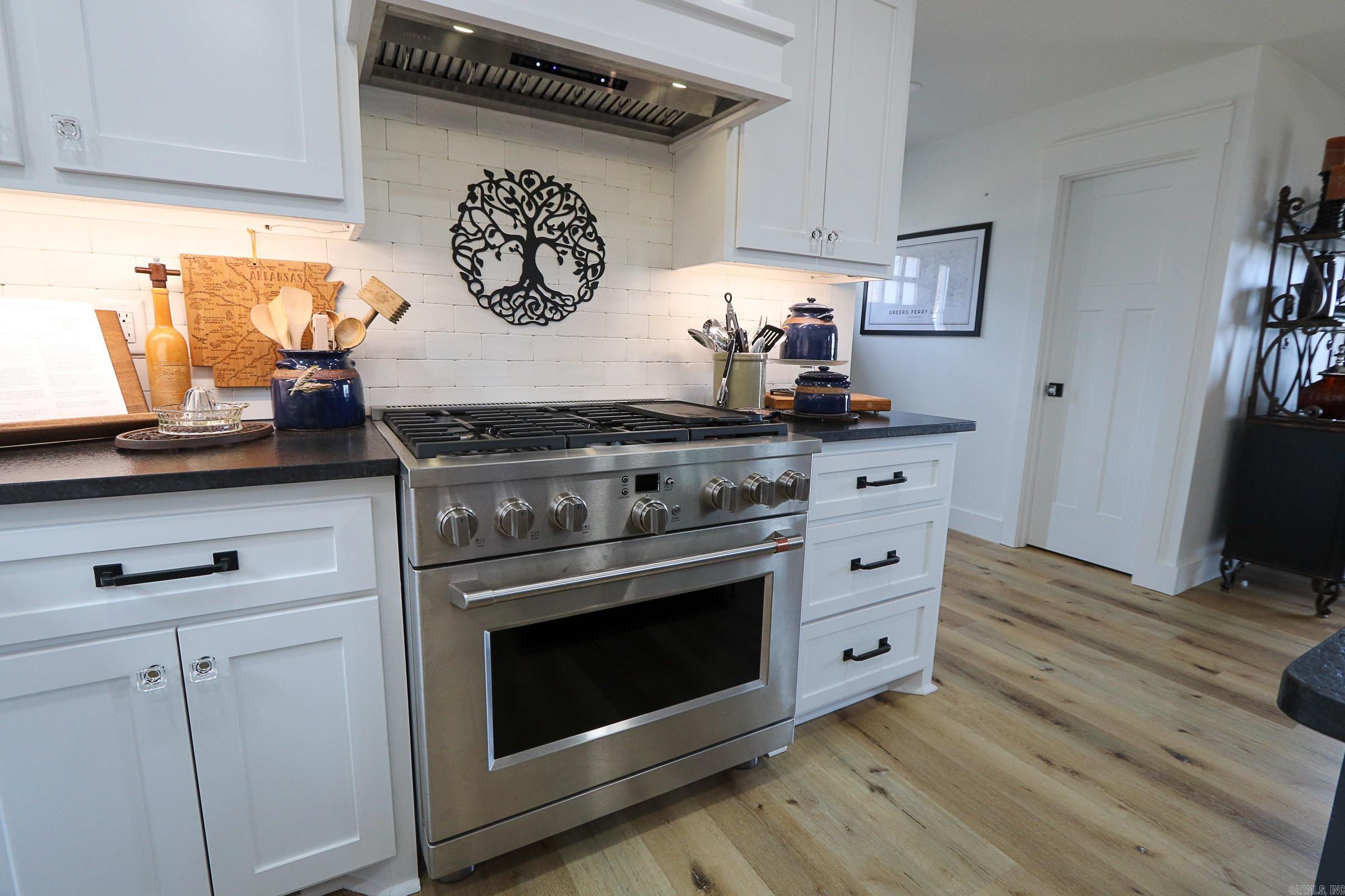 DRIFTWOOD SHORES ESTATES - Residential