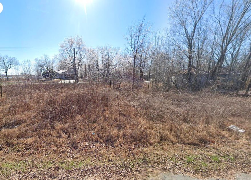 This lot in Humnoke is a duck hunter’s paradise! Nestled close to Stuttgart and renowned duck hunting spots, it offers the perfect opportunity for outdoor enthusiasts. The nearby Bayou Meto is just a short 25 minutes away, making it an ideal location for those who appreciate nature and waterfowl. Property Highlights:  • Duck Hunting: If you’re passionate about duck hunting, this lot is your haven.  • Close Proximity: Conveniently located near Stuttgart, a hub for outdoor activities.  • Road Frontage: Accessible via Highway 165 for easy commuting.   Whether you’re an avid hunter or simply seeking a serene spot to build your dream home, this Humnoke lot offers endless possibilities. Don’t miss out on this unique opportunity!