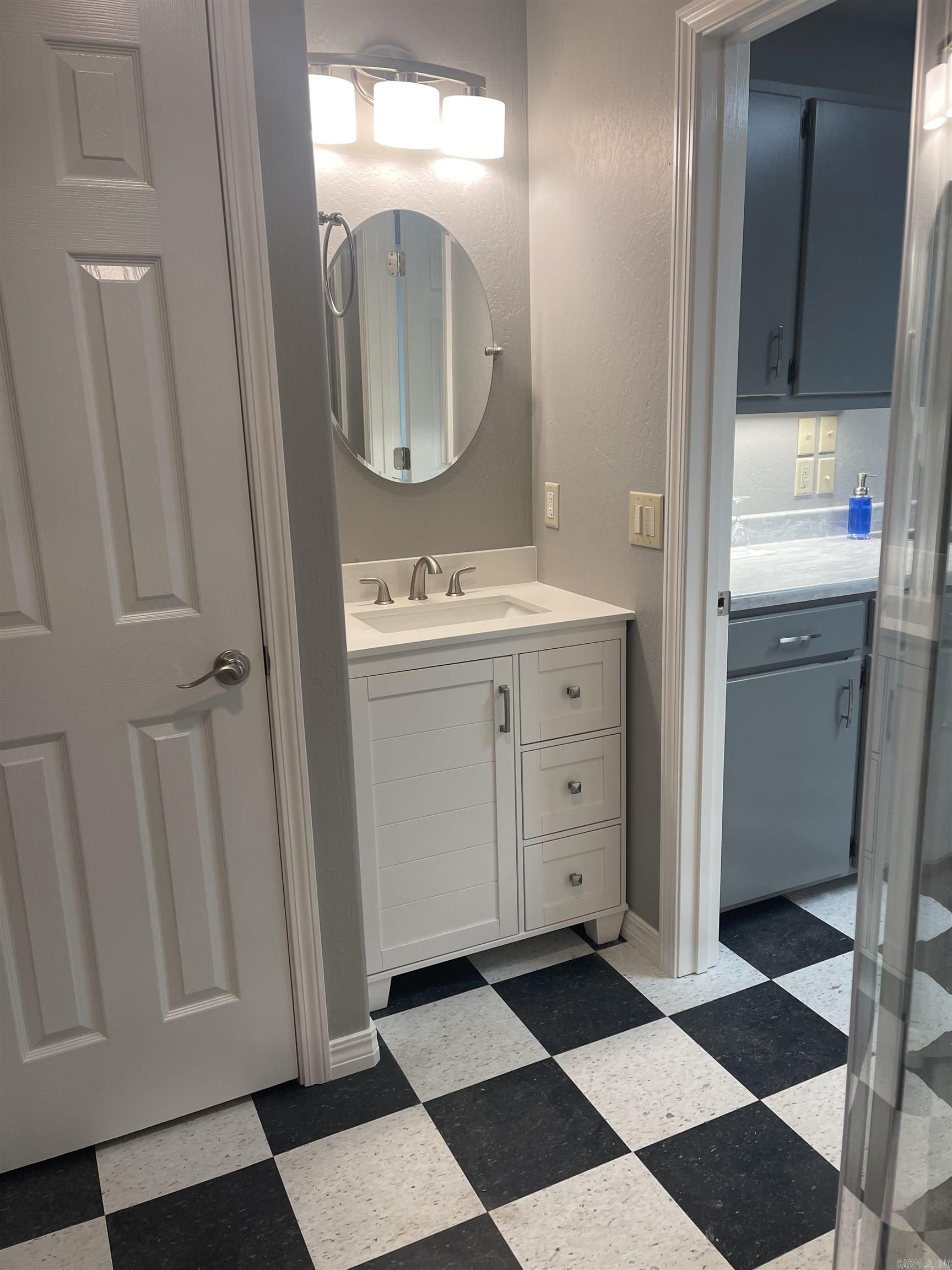 Metes & Bounds - Commercial Sale