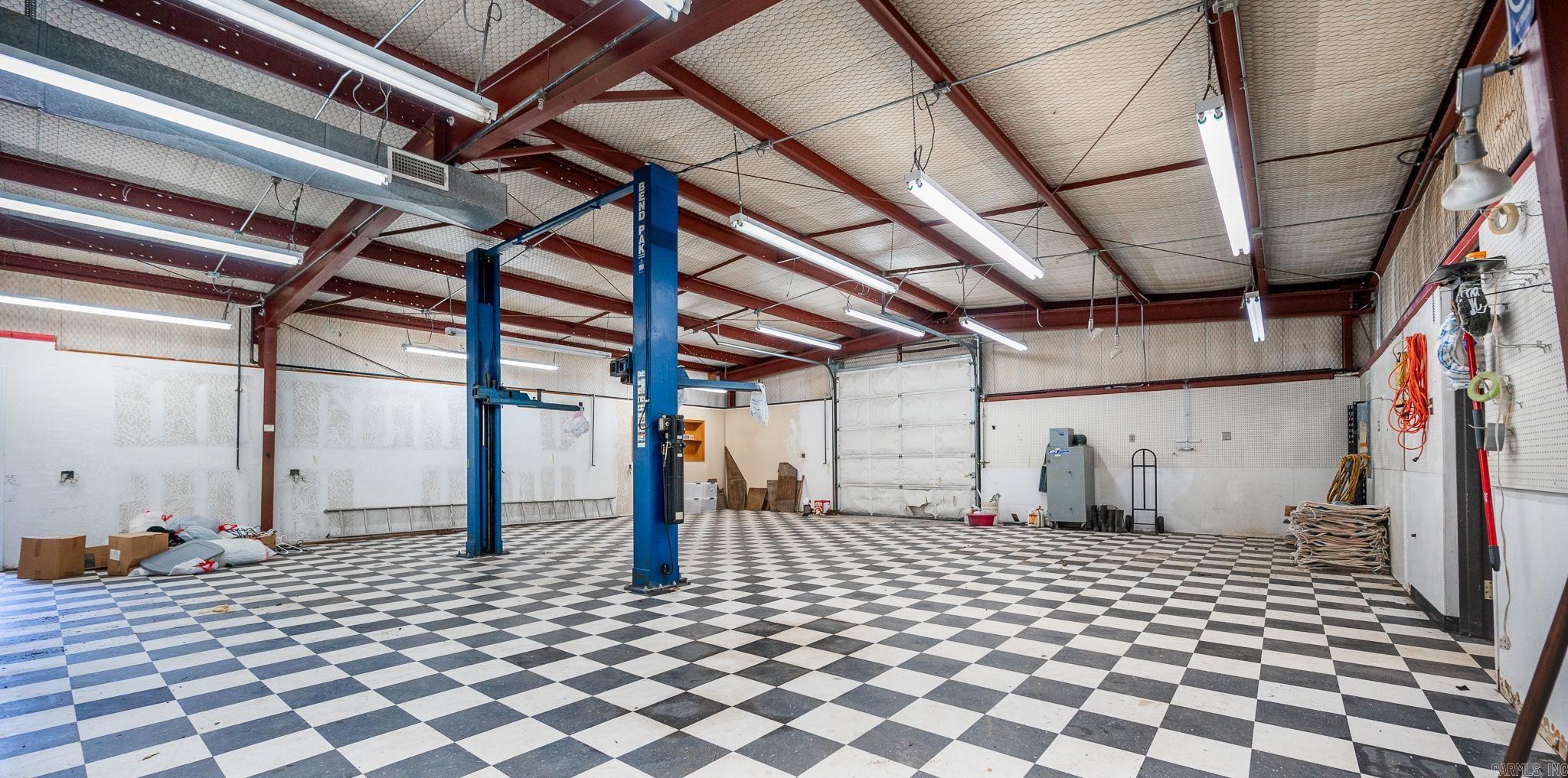Metes & Bounds - Commercial Sale