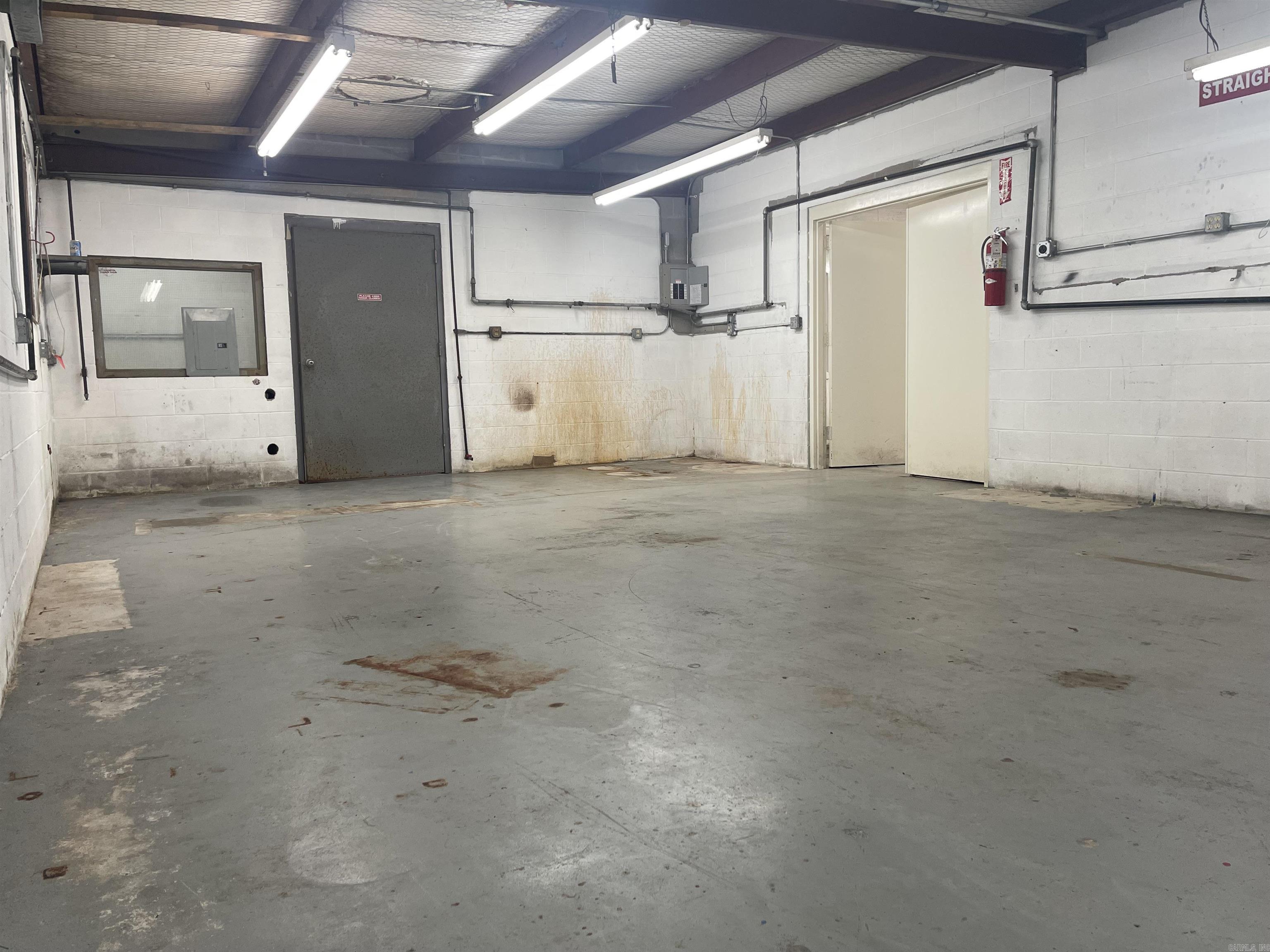 Metes & Bounds - Commercial Sale