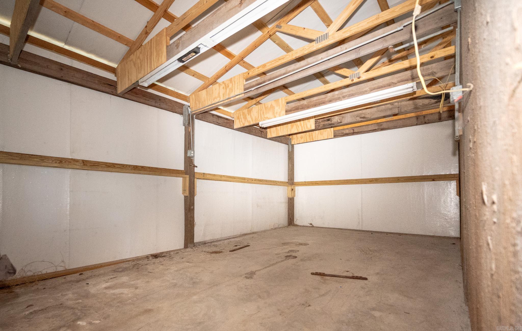 Metes & Bounds - Commercial Sale