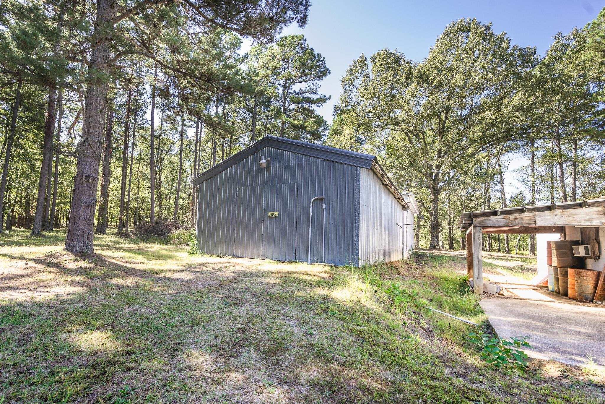 Metes & Bounds - Commercial Sale