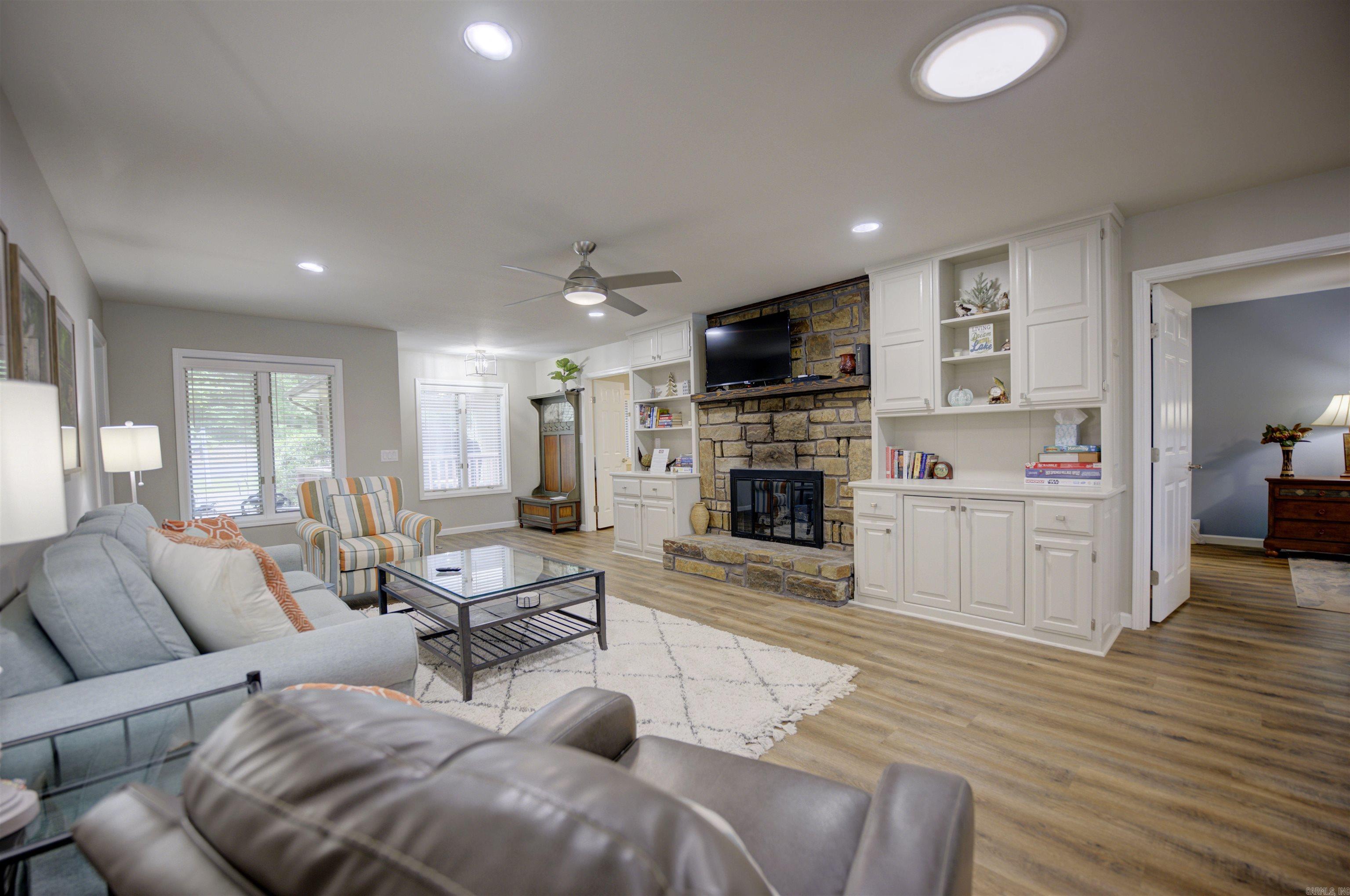 Majorca Courts #2 - Residential