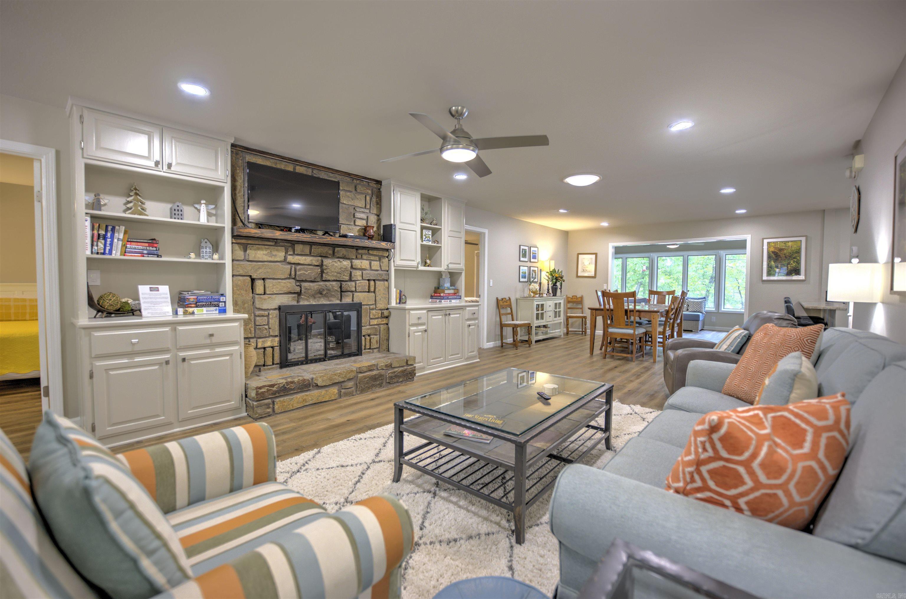 Majorca Courts #2 - Residential