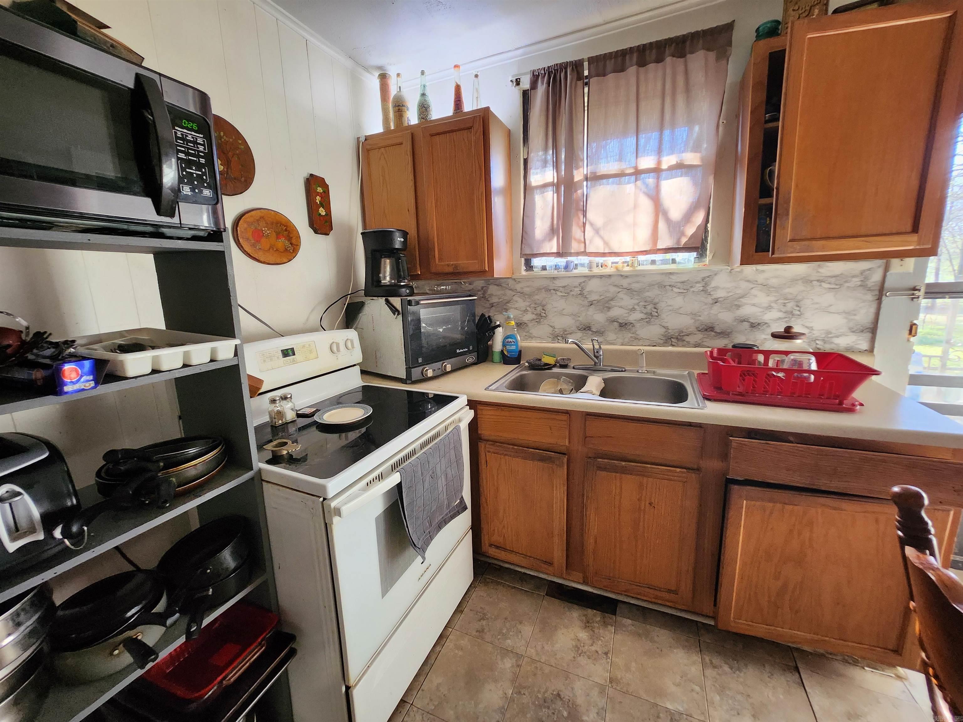 Moores Glendale - Residential Income