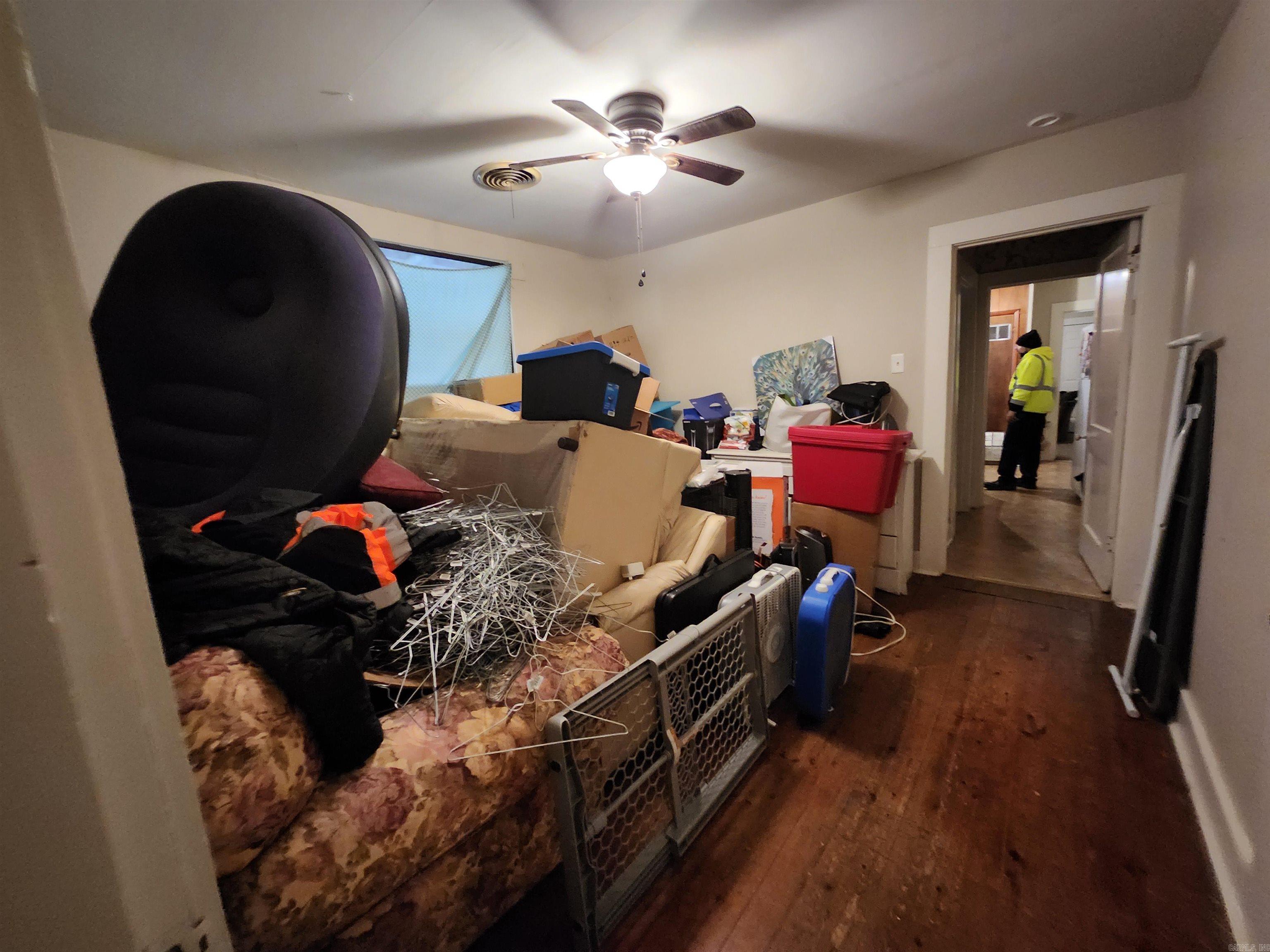 Moores Glendale - Residential Income