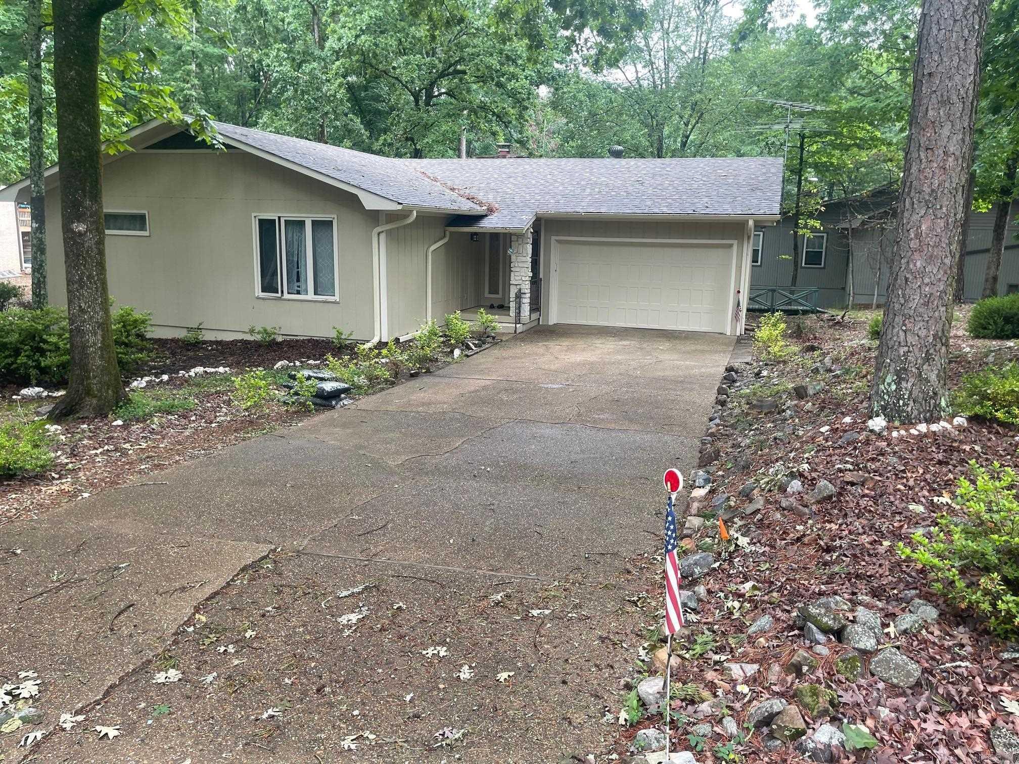Make this cute home your own. Replaced flooring, Bath upgrades and many more features. New HSV buyers have a $2000.00 buy in fee.