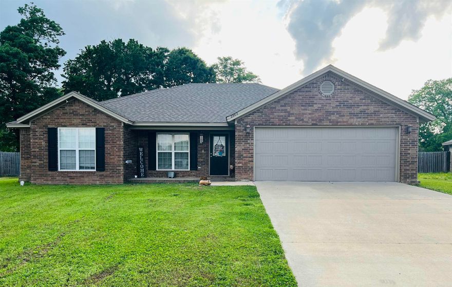 Are you looking for a 4-bedroom house in the Brookland School District and on CWL utilities?  If so, this one is for you!  Only minutes form ASU and NEA Hospital this spacious home has a large kitchen with ample cabinets, countertop space and a pantry.  Each bedroom has a walk-in closet, both bathrooms have double sinks, and the master has a tiled shower and jetted tub. The home has ceramic tile on all the floors except for the bedrooms which are carpeted.  The backyard fenced for privacy.  Call or text today for more information or to schedule your showing appointment!