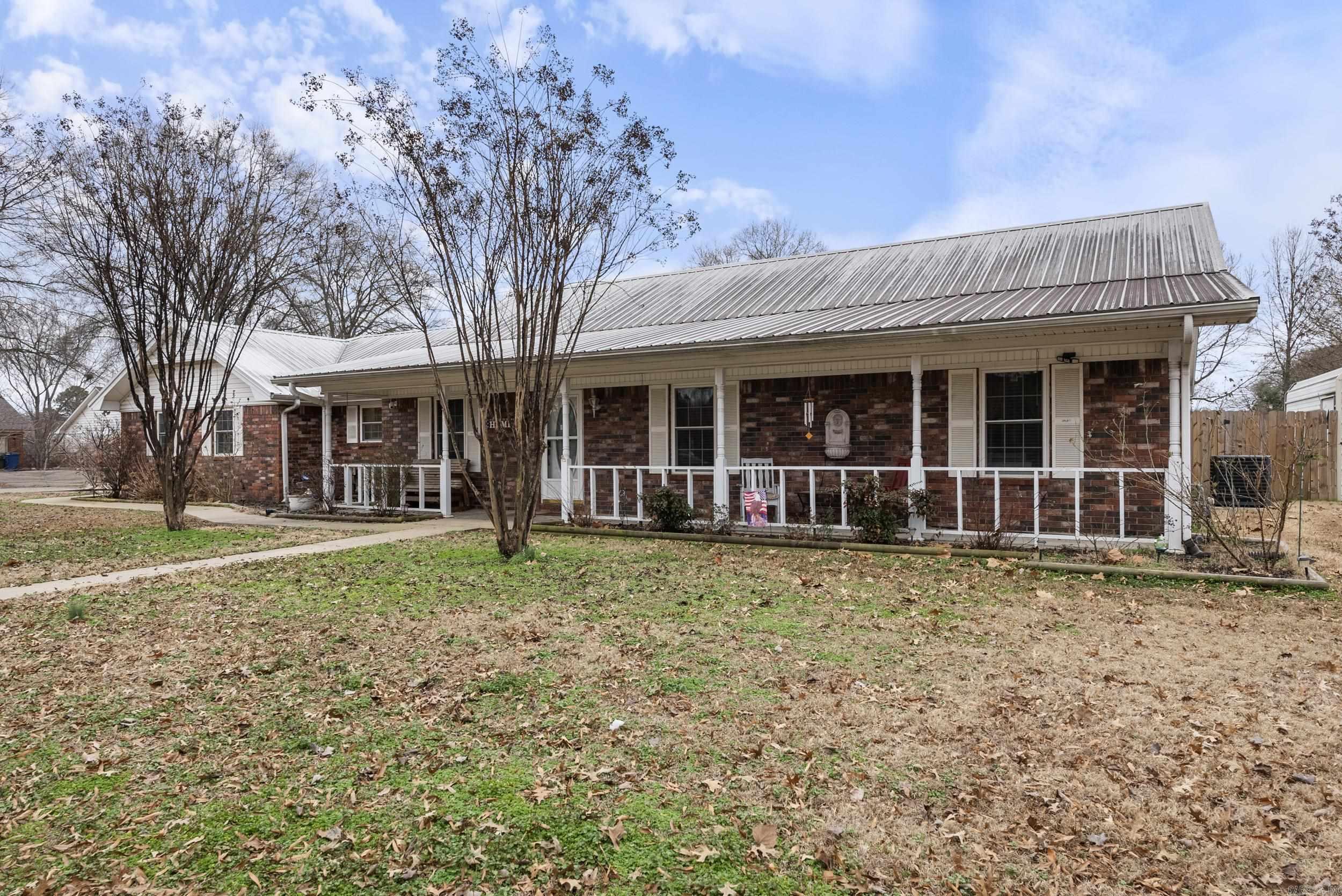 INDIAN MEADOWS - Residential