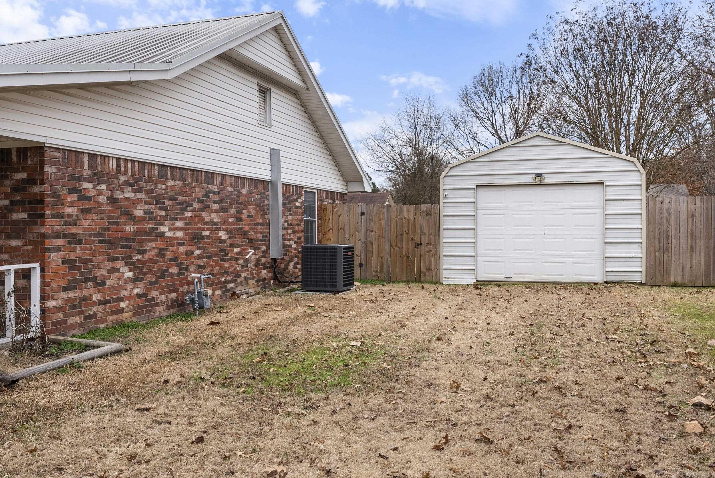 INDIAN MEADOWS - Residential