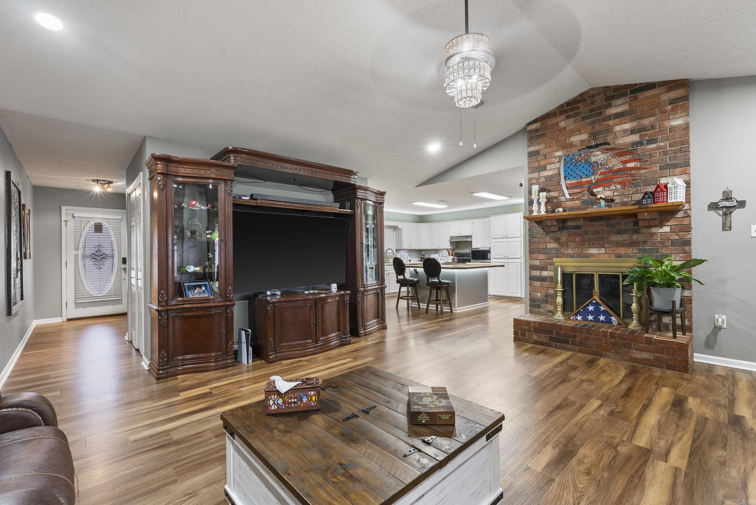 INDIAN MEADOWS - Residential