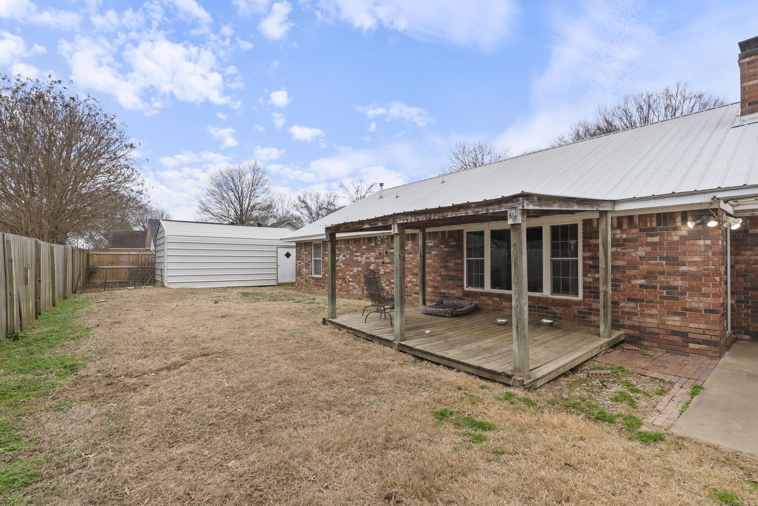 INDIAN MEADOWS - Residential