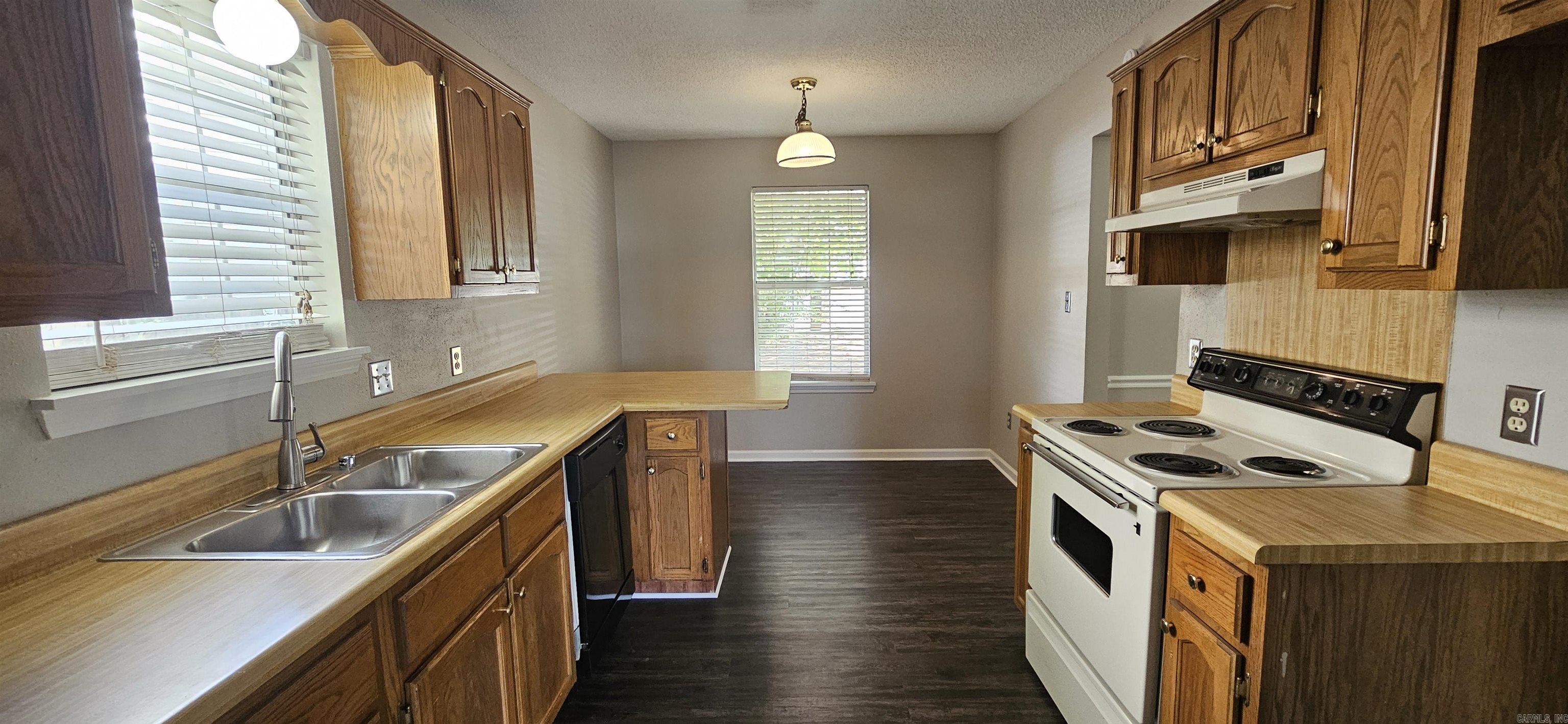 Edgewood - Residential Lease
