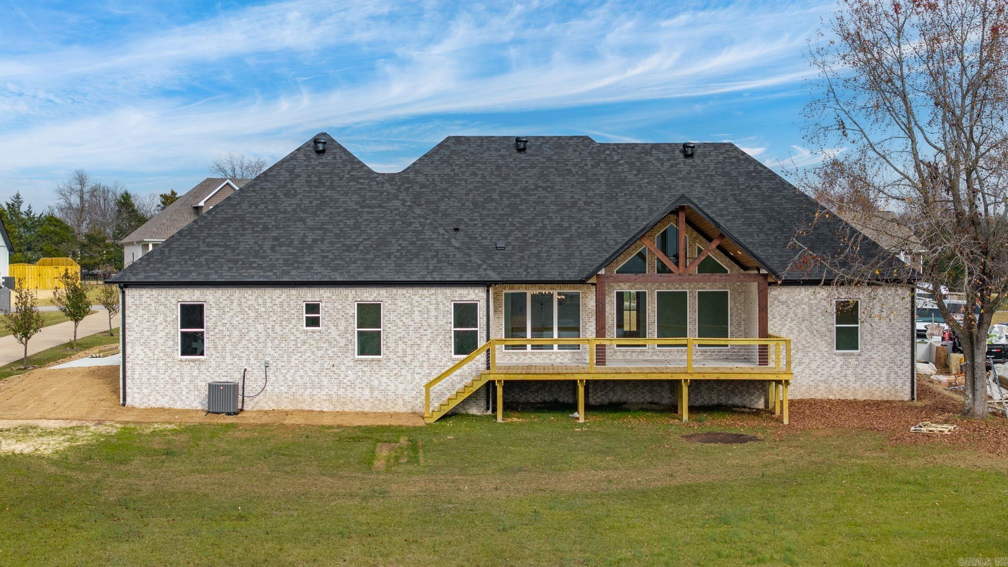LANDING AT EMERALD ISLE - LAKE - Residential