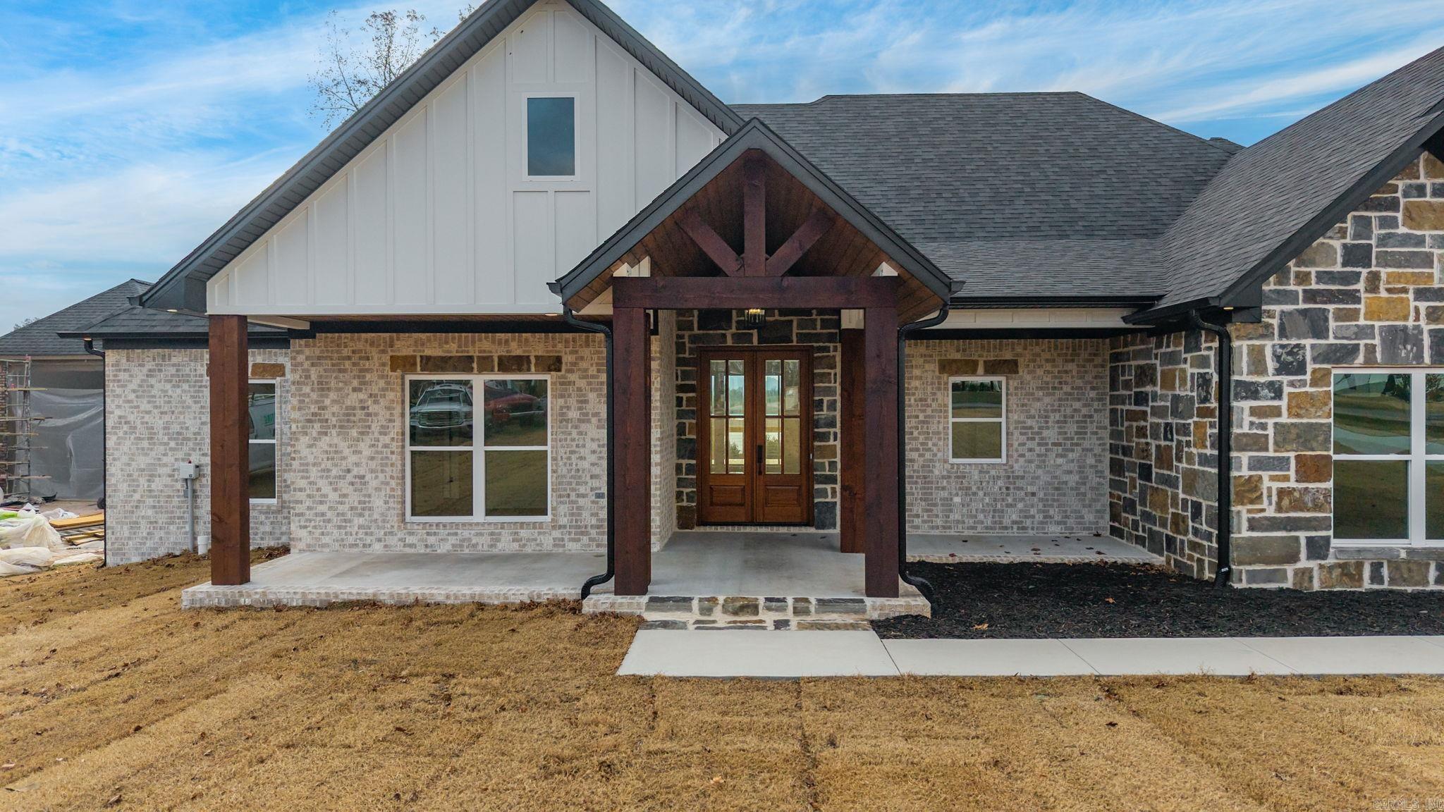 LANDING AT EMERALD ISLE - LAKE - Residential