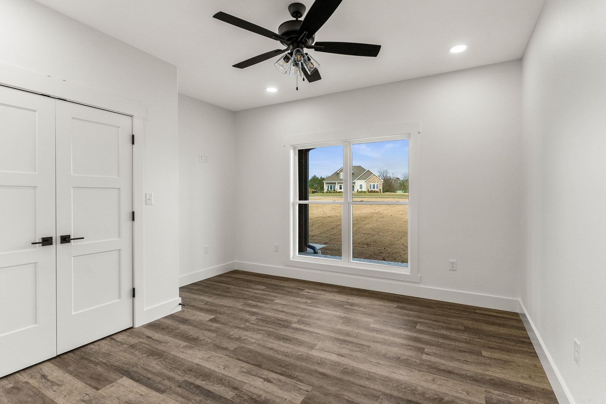 LANDING AT EMERALD ISLE - LAKE - Residential