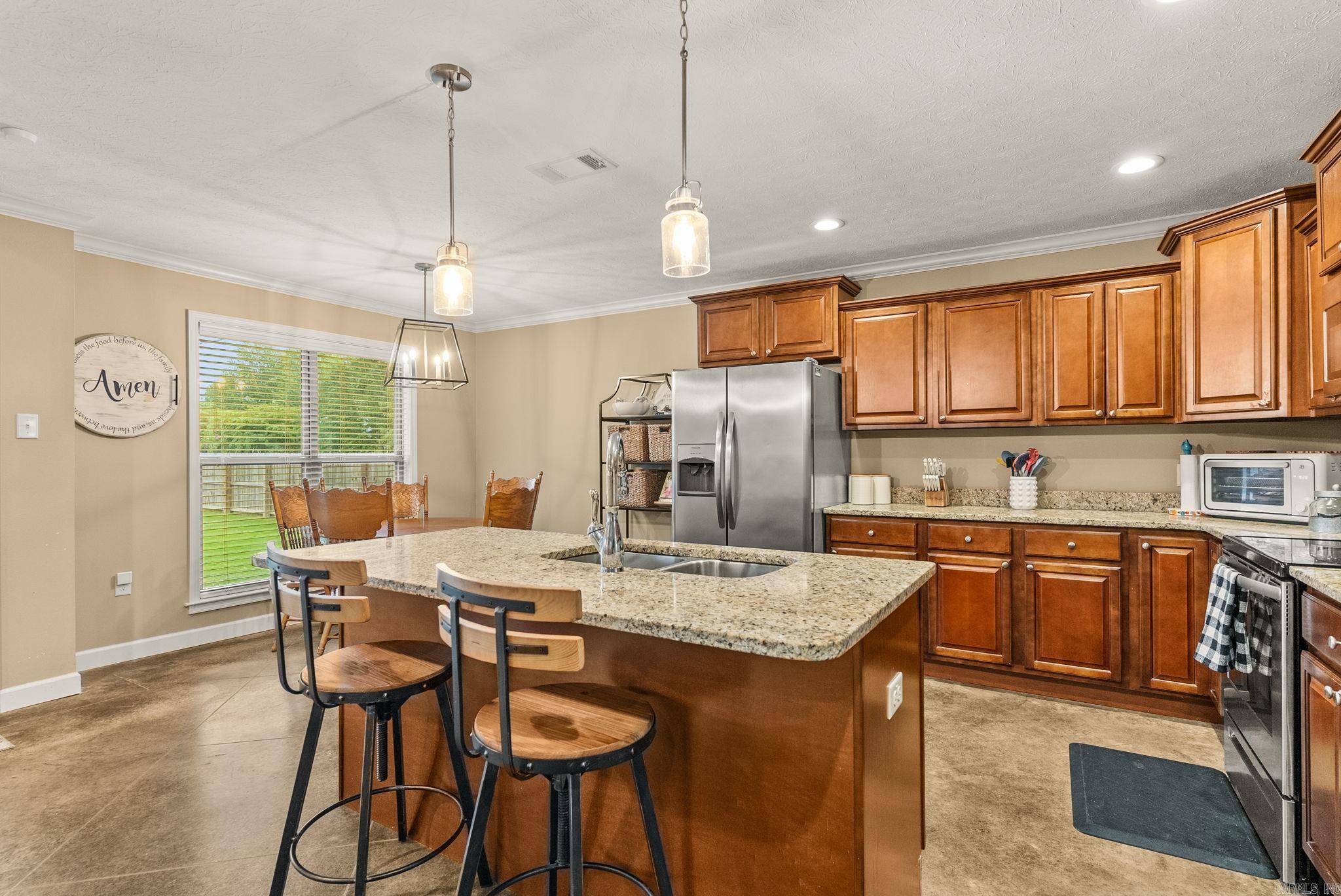 WILLOW OAK MANOR - Residential
