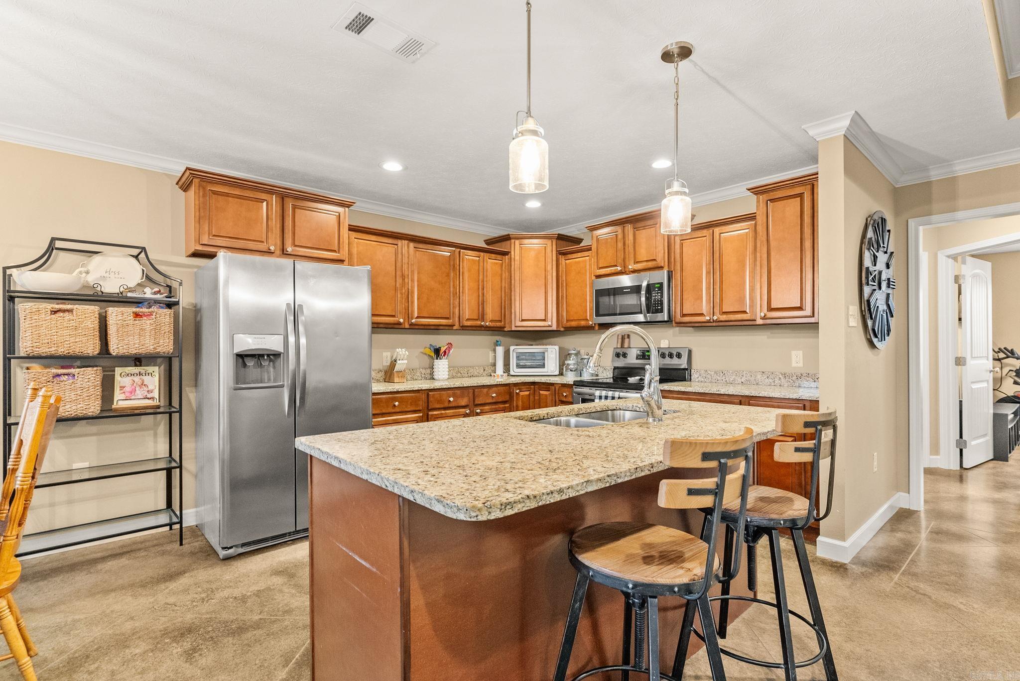 WILLOW OAK MANOR - Residential