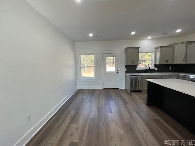 ULES WATSON PLACE - Residential