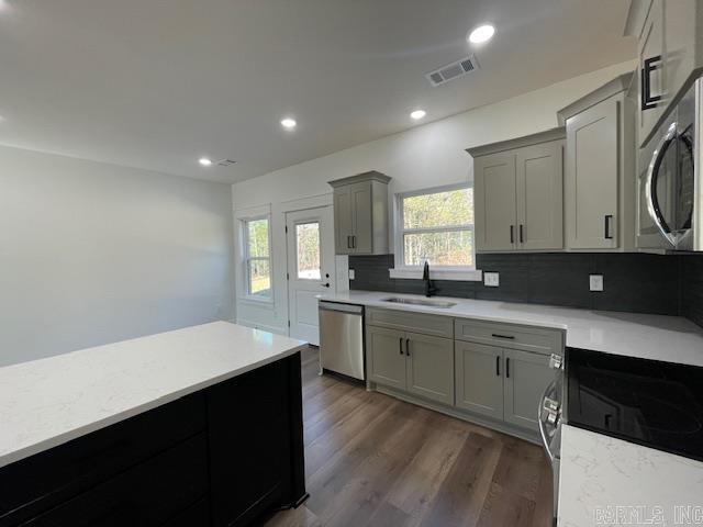 ULES WATSON PLACE - Residential