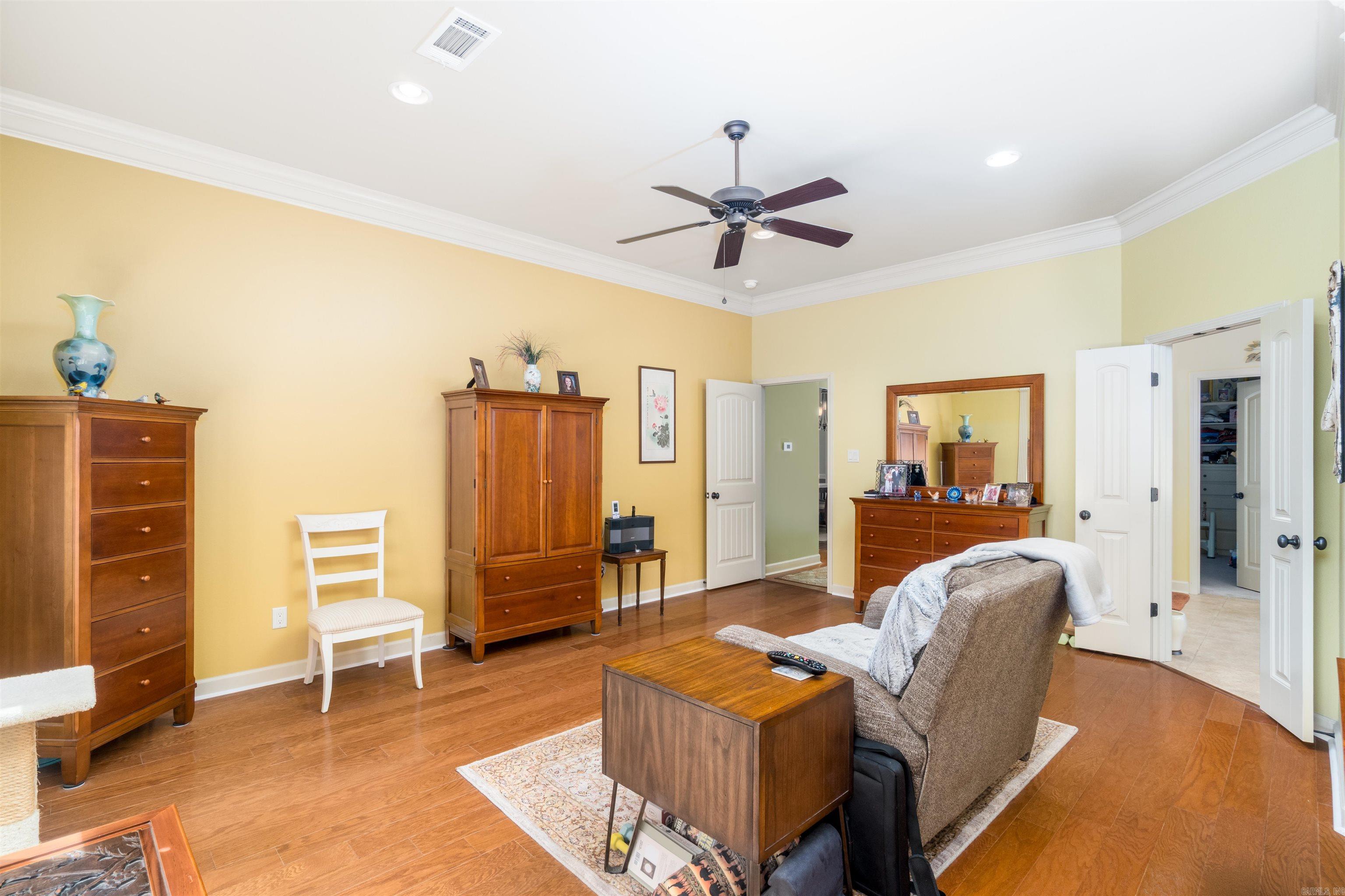 Isabella - Residential