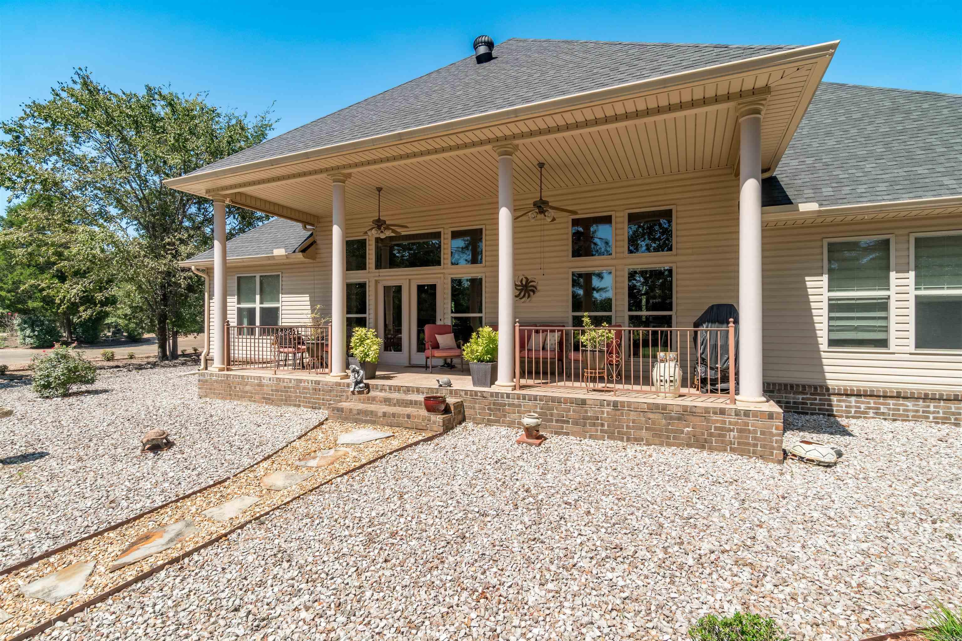 Isabella - Residential
