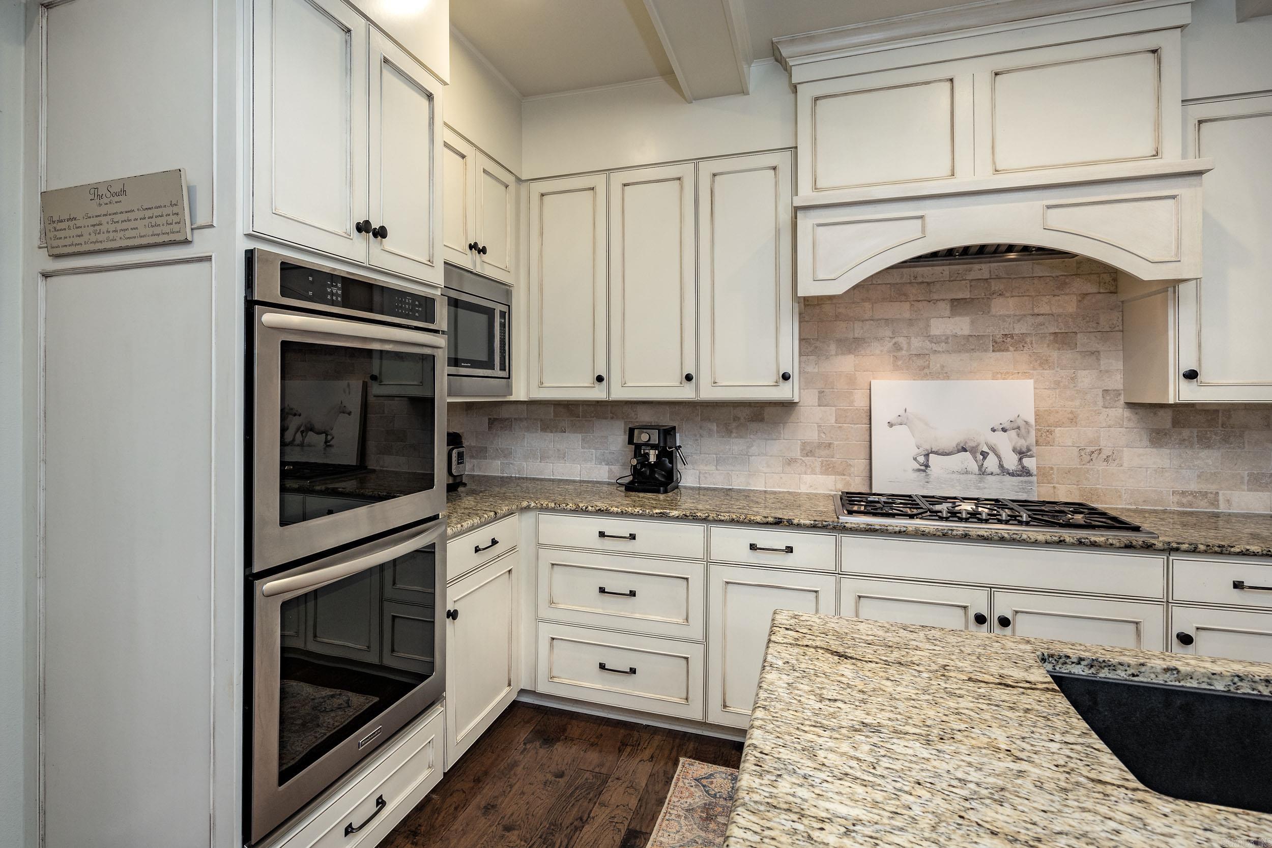 CHENAL VALLEY BAYONNE PLACE - Residential