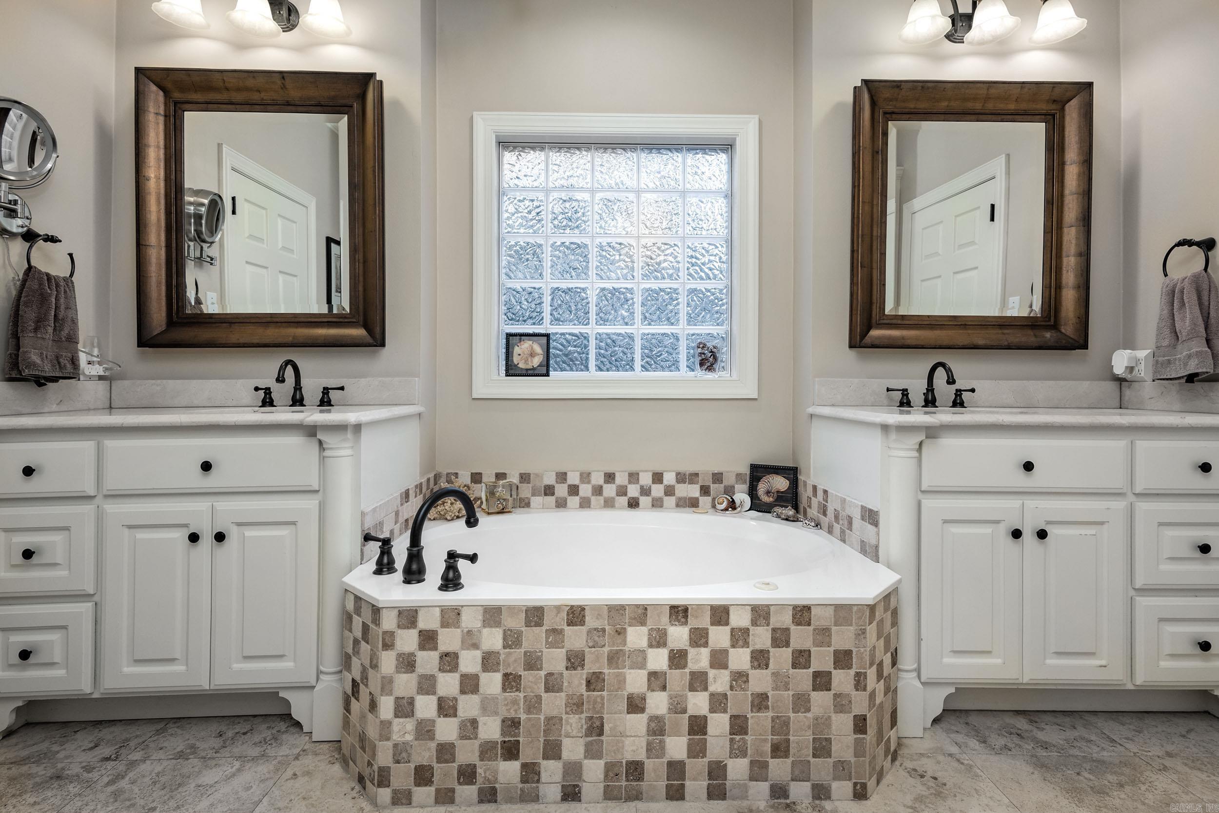 CHENAL VALLEY BAYONNE PLACE - Residential