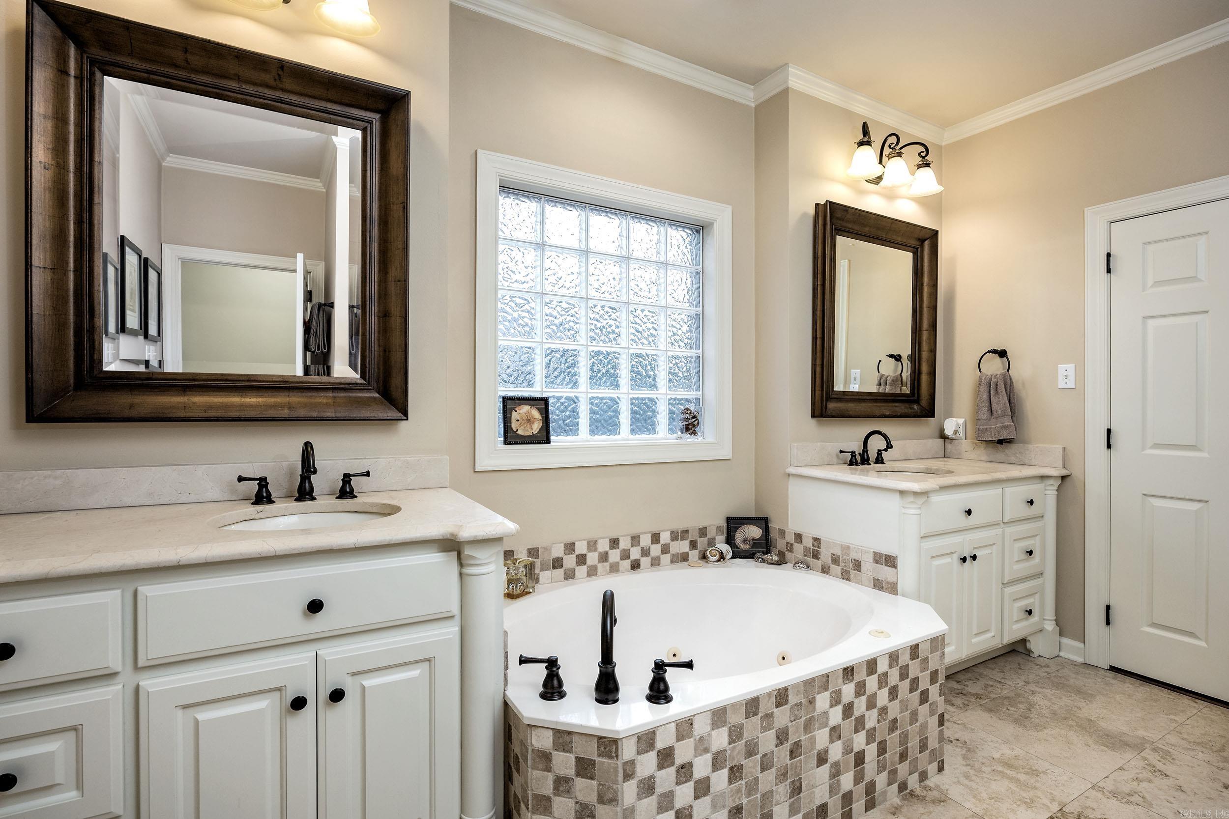 CHENAL VALLEY BAYONNE PLACE - Residential