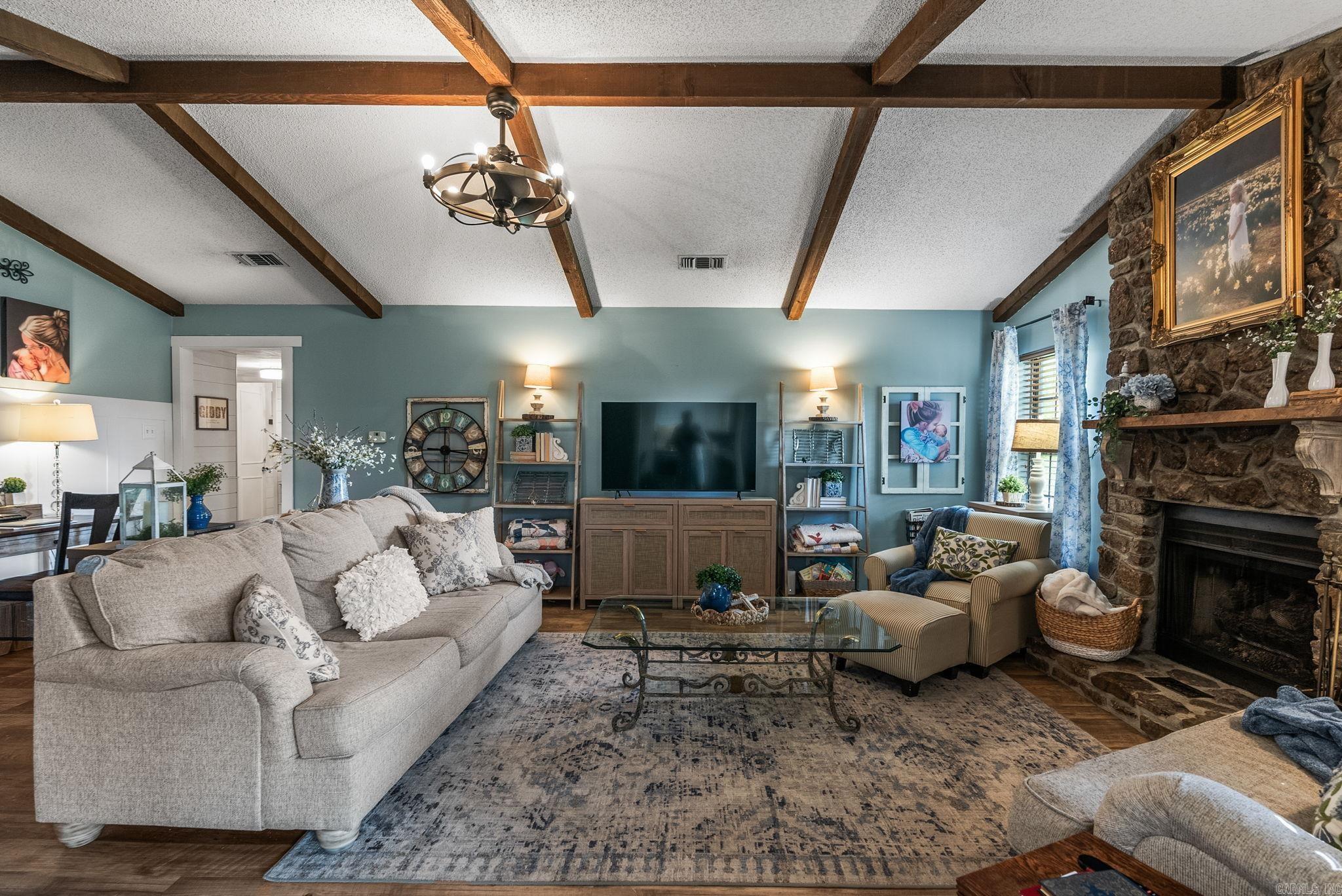 INDIAN HILLS - Residential