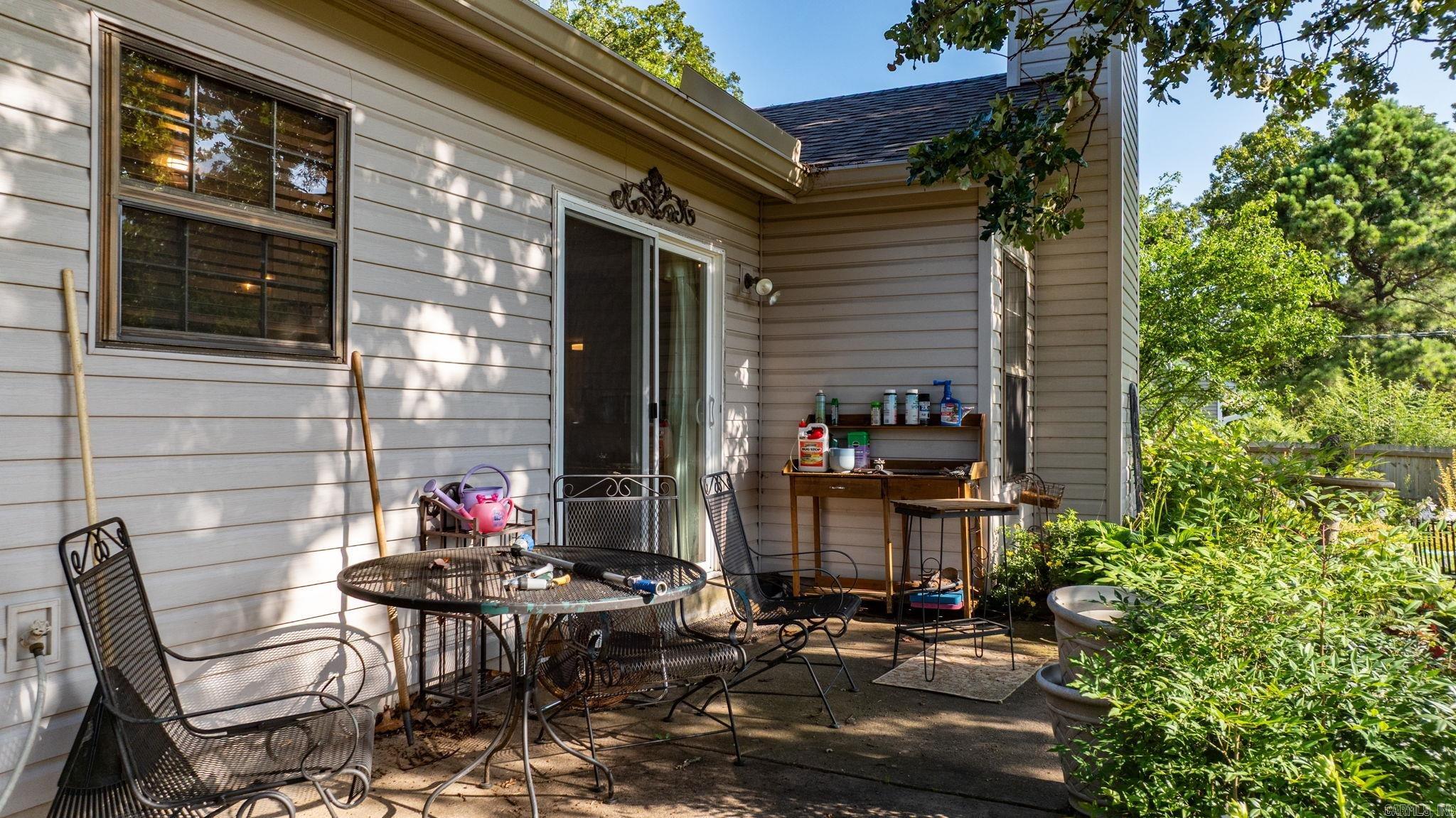 INDIAN HILLS - Residential