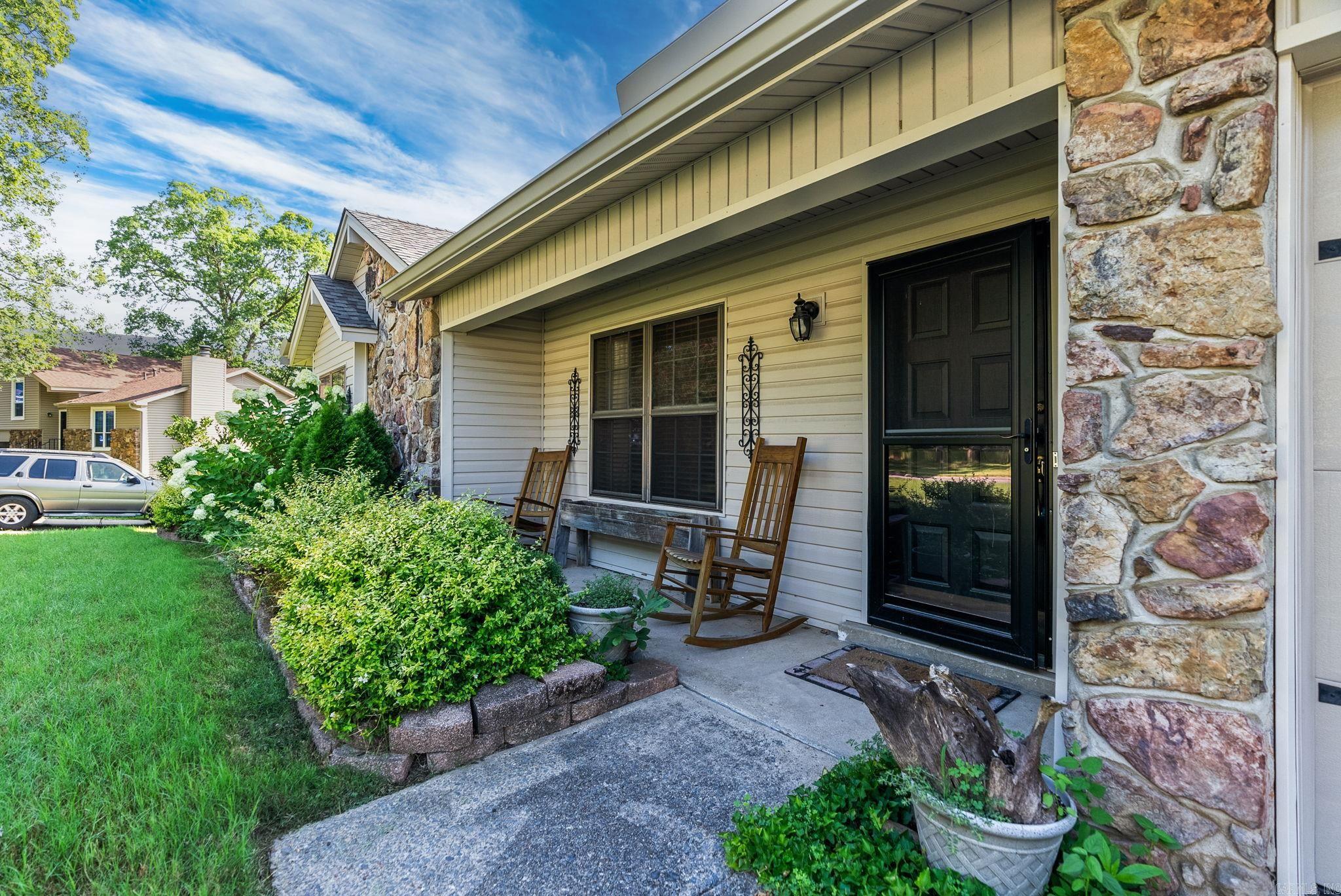 INDIAN HILLS - Residential