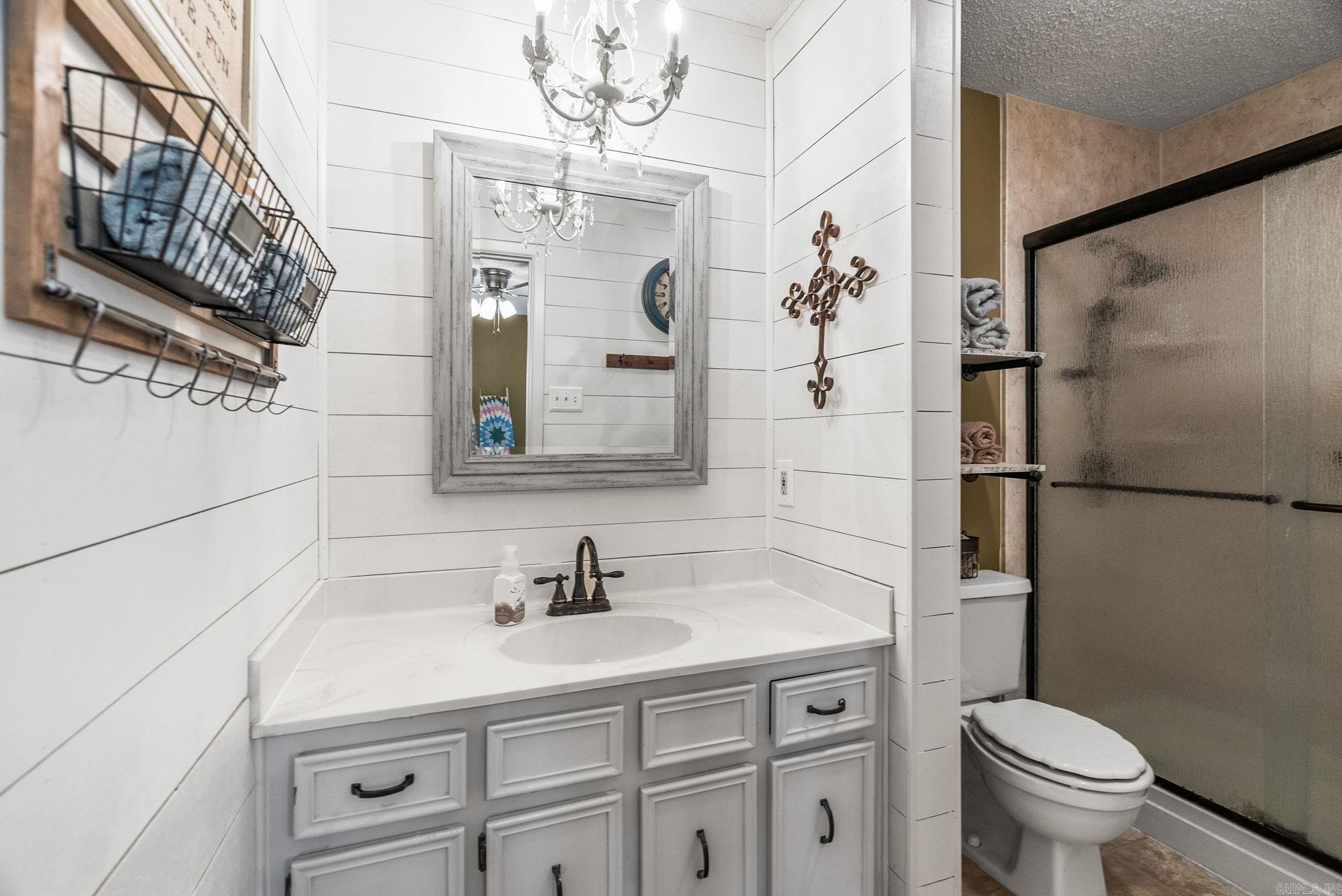 INDIAN HILLS - Residential