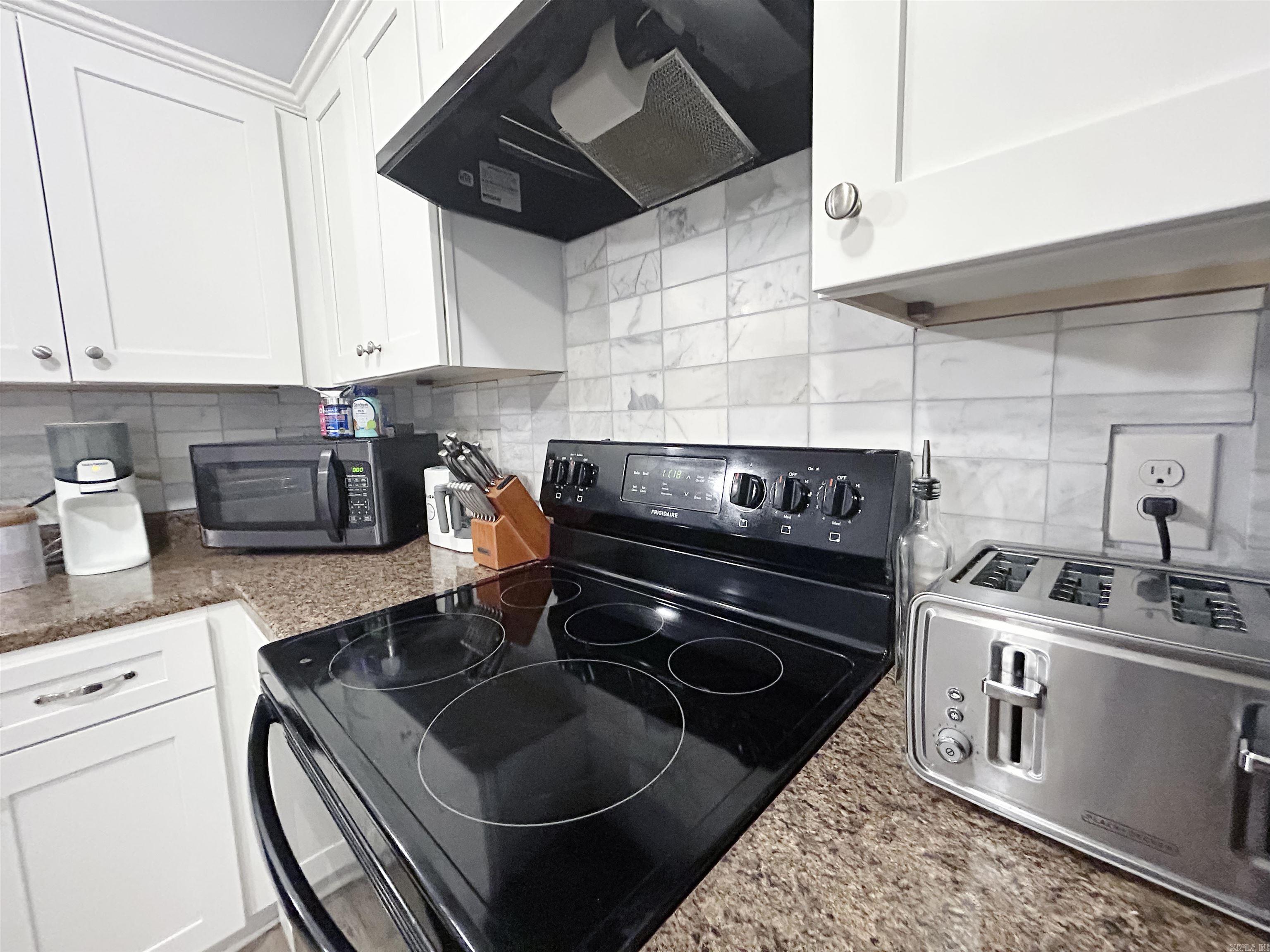 BROOKLAND HILLS - Residential