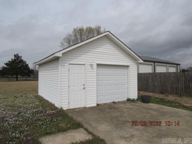 Little Creek Cove - Residential Lease