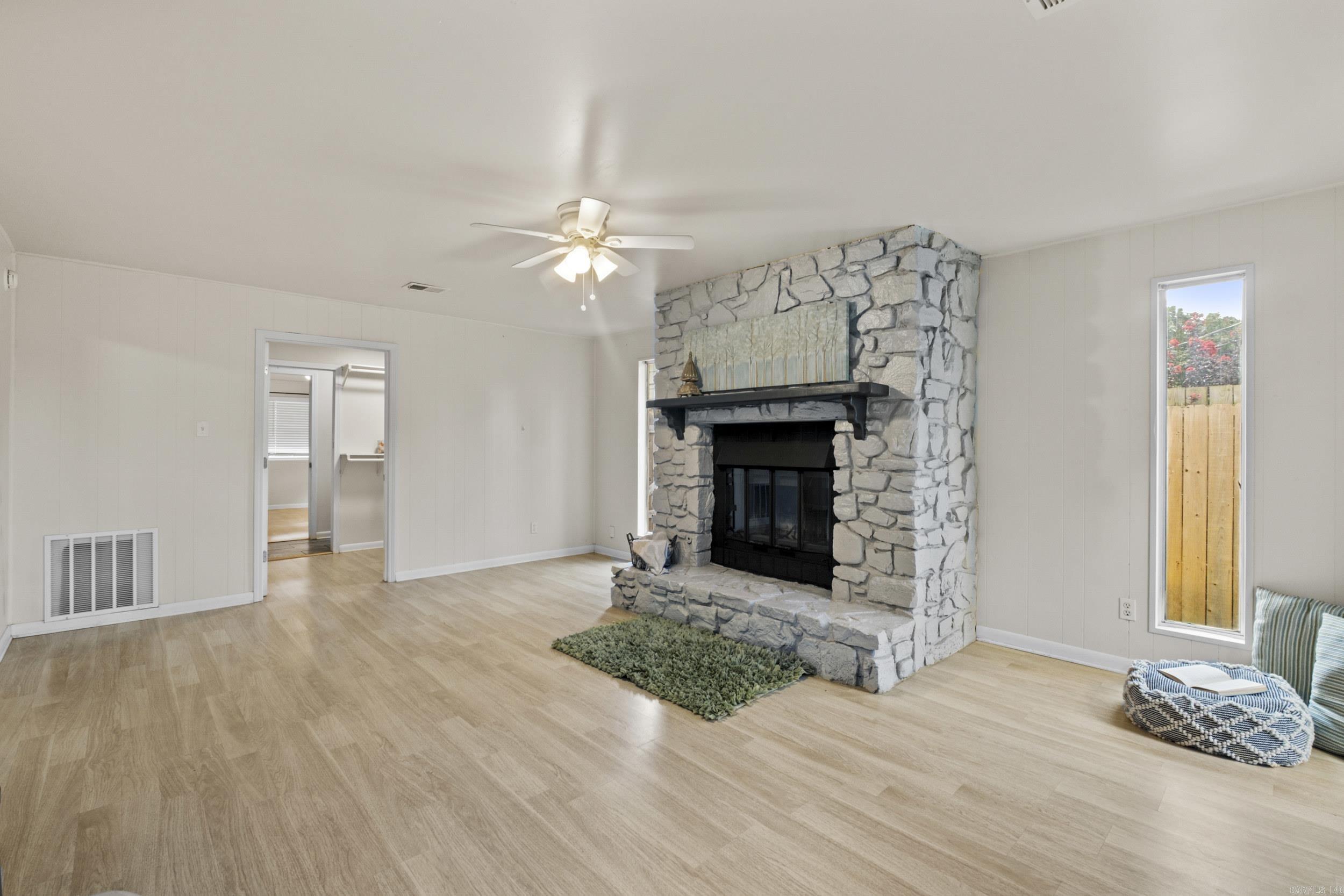 VALLEY VIEW - Residential