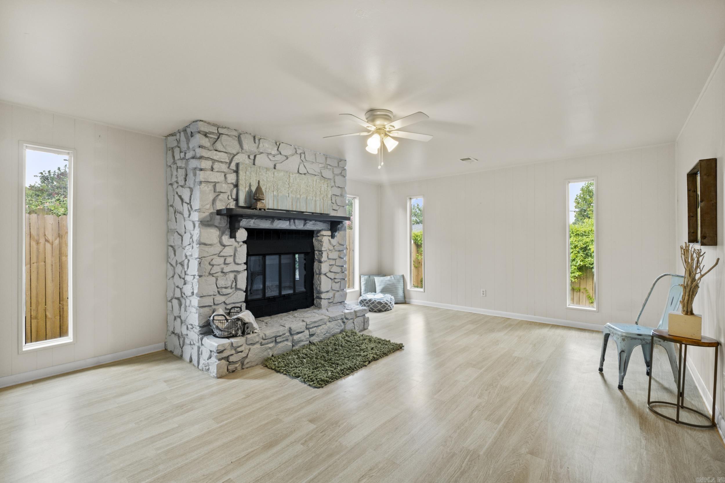 VALLEY VIEW - Residential