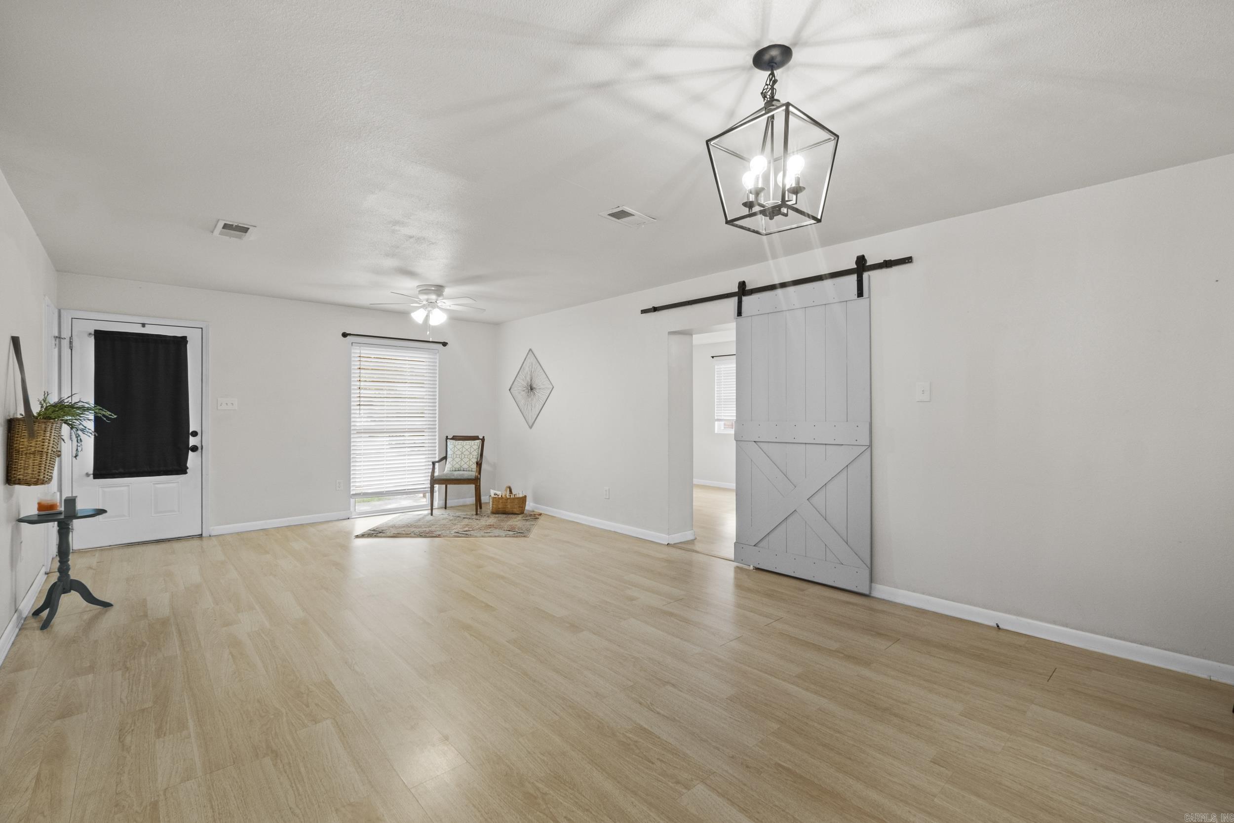 VALLEY VIEW - Residential