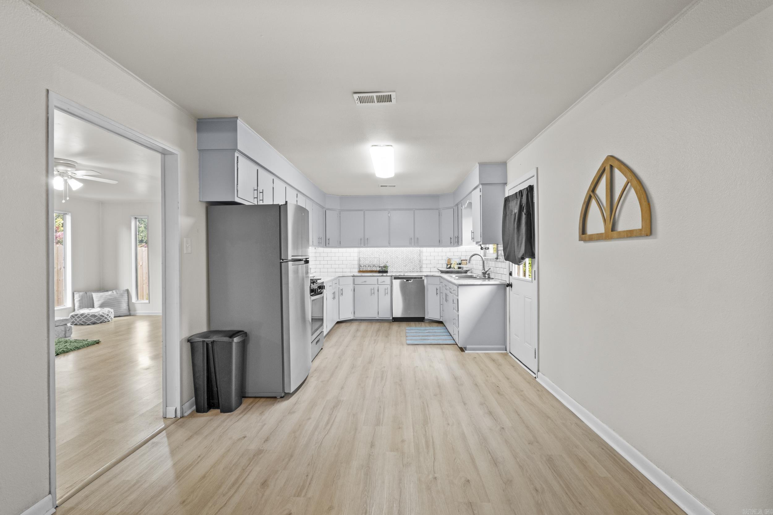 VALLEY VIEW - Residential