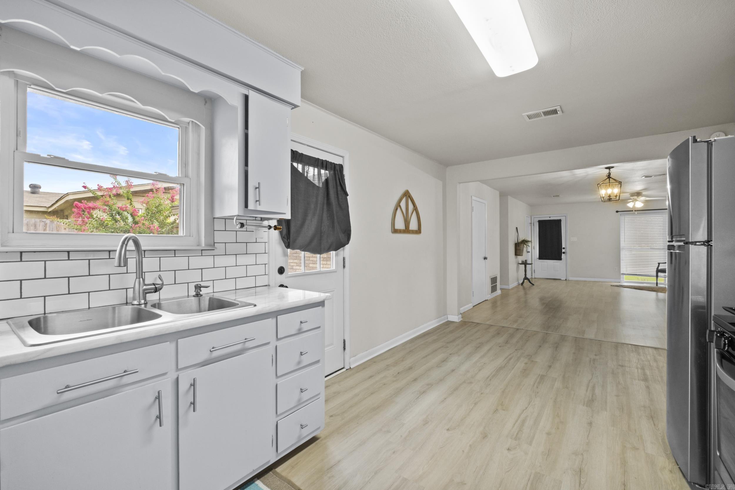 VALLEY VIEW - Residential