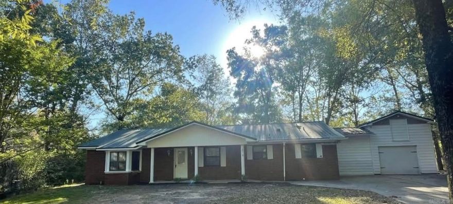 Great  4 bedroom, 2 bath home in Northwest Conway. Close to shopping and directly across from Julia Lee Elementary. Spacious open floor plan, lots of storage, and ready for you to make it your own. Being sold "as-is."  Agent see remarks. Seller will pay $5,000 in closing cost with accepted offer.