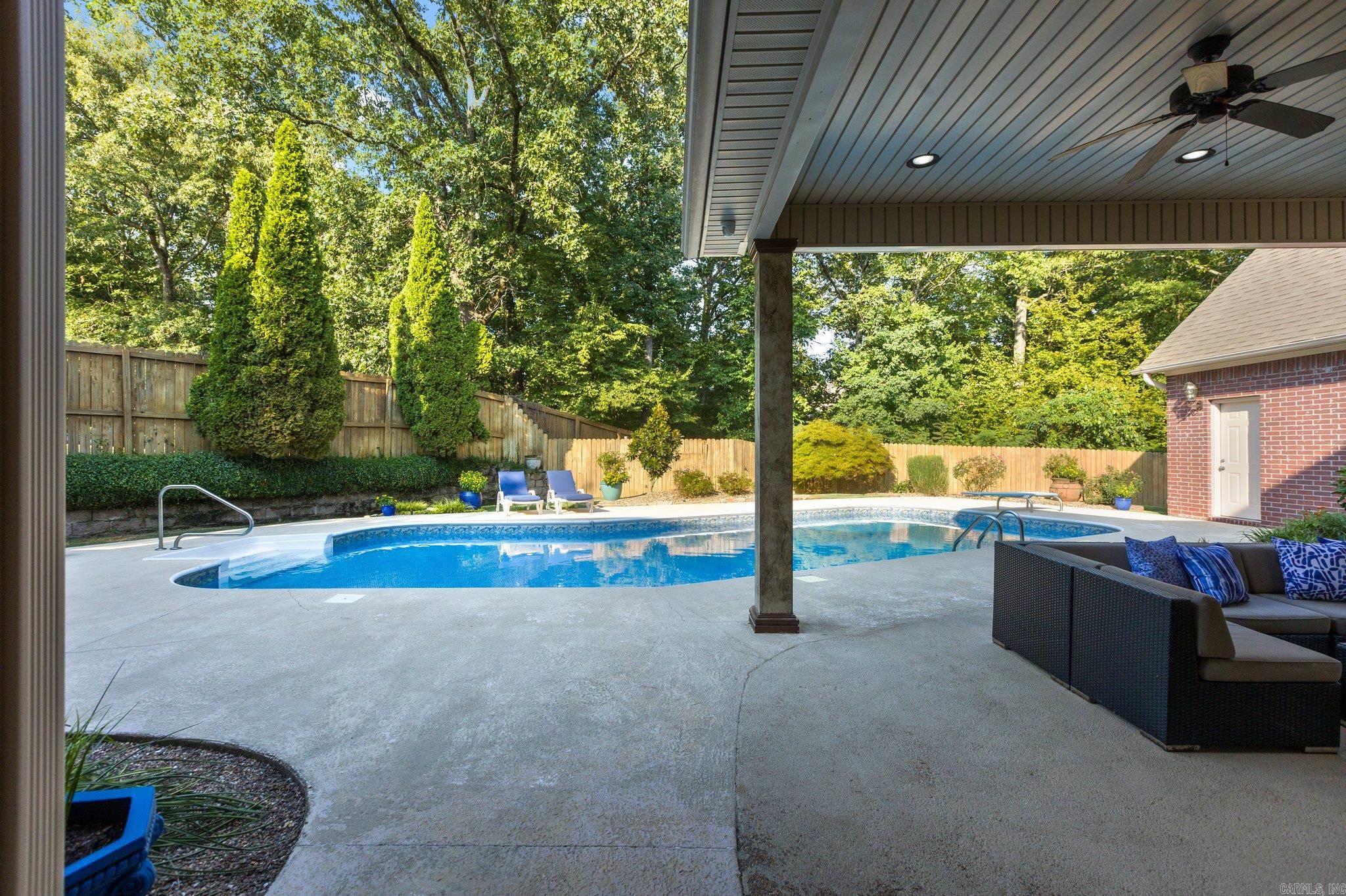 WELLINGTON POINTE ANNEX - Residential