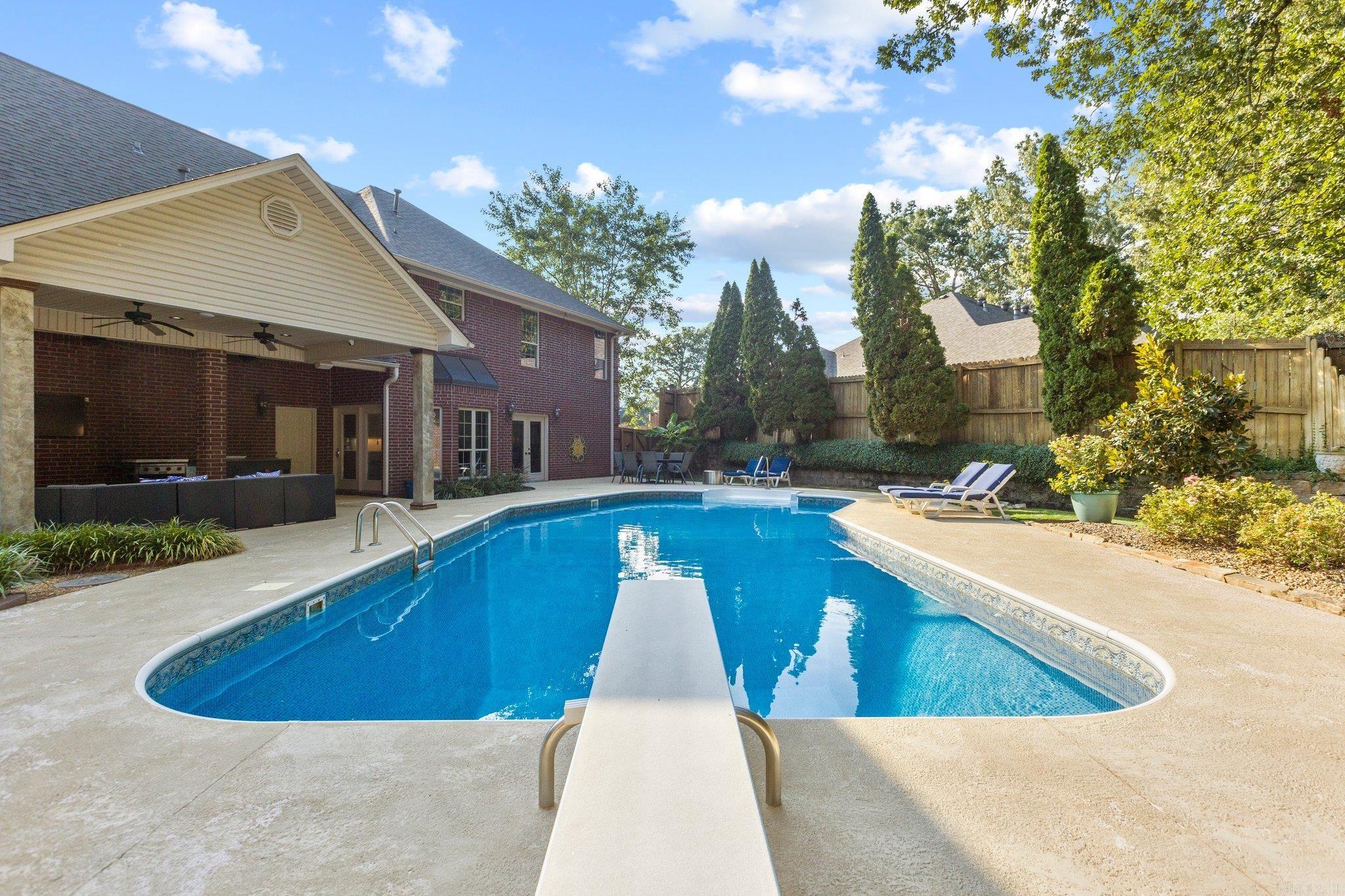 WELLINGTON POINTE ANNEX - Residential