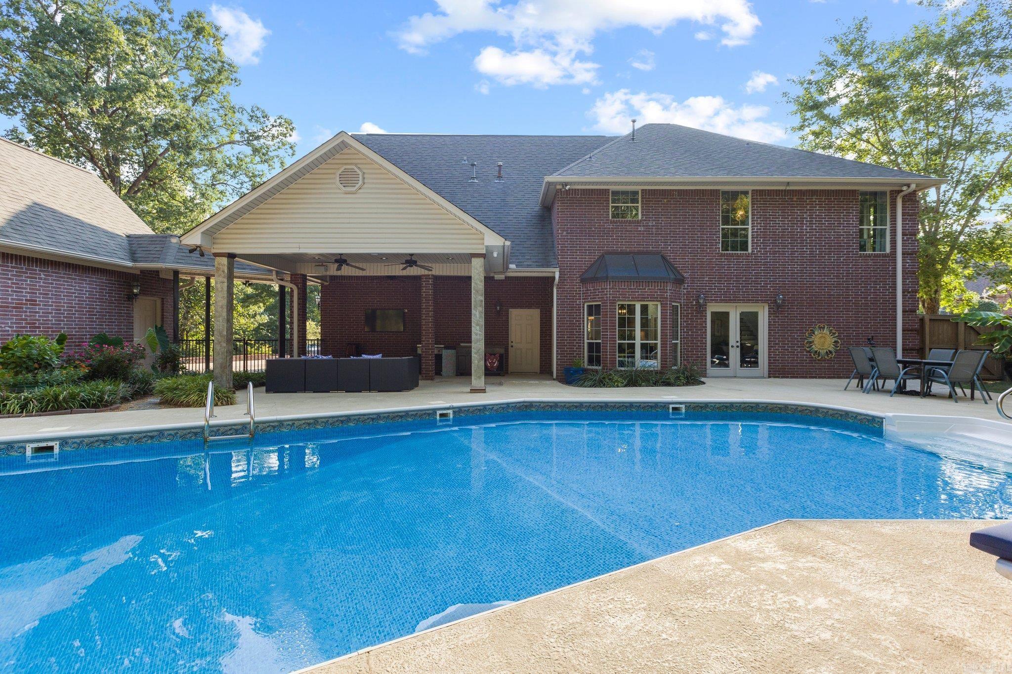 WELLINGTON POINTE ANNEX - Residential