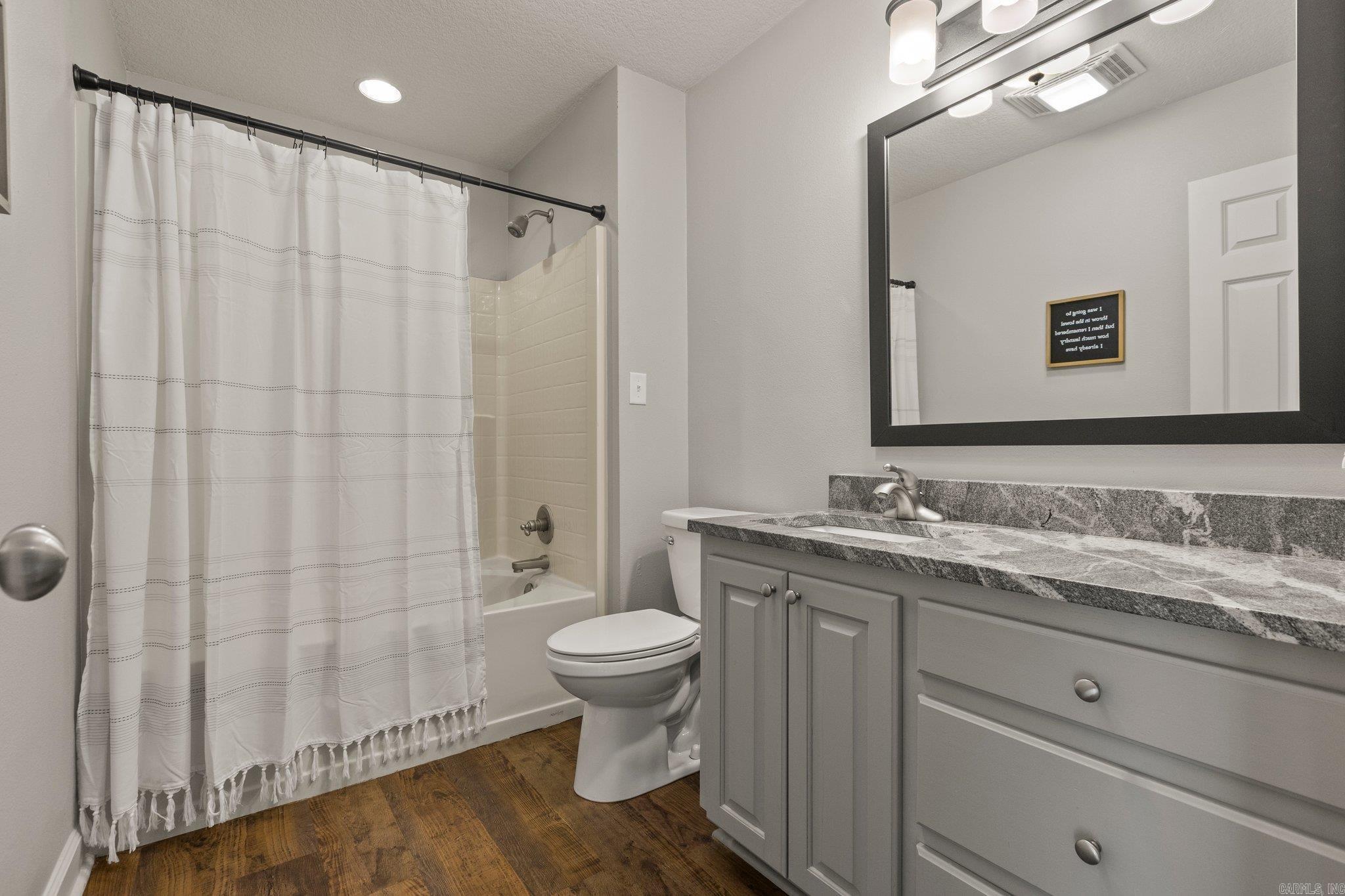 WELLINGTON POINTE ANNEX - Residential