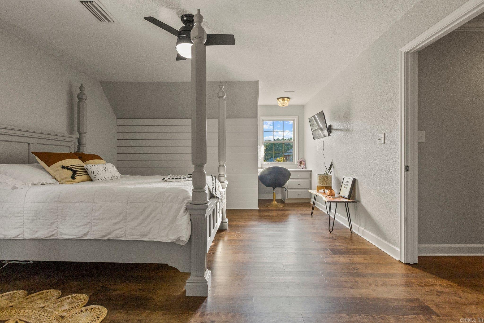 WELLINGTON POINTE ANNEX - Residential